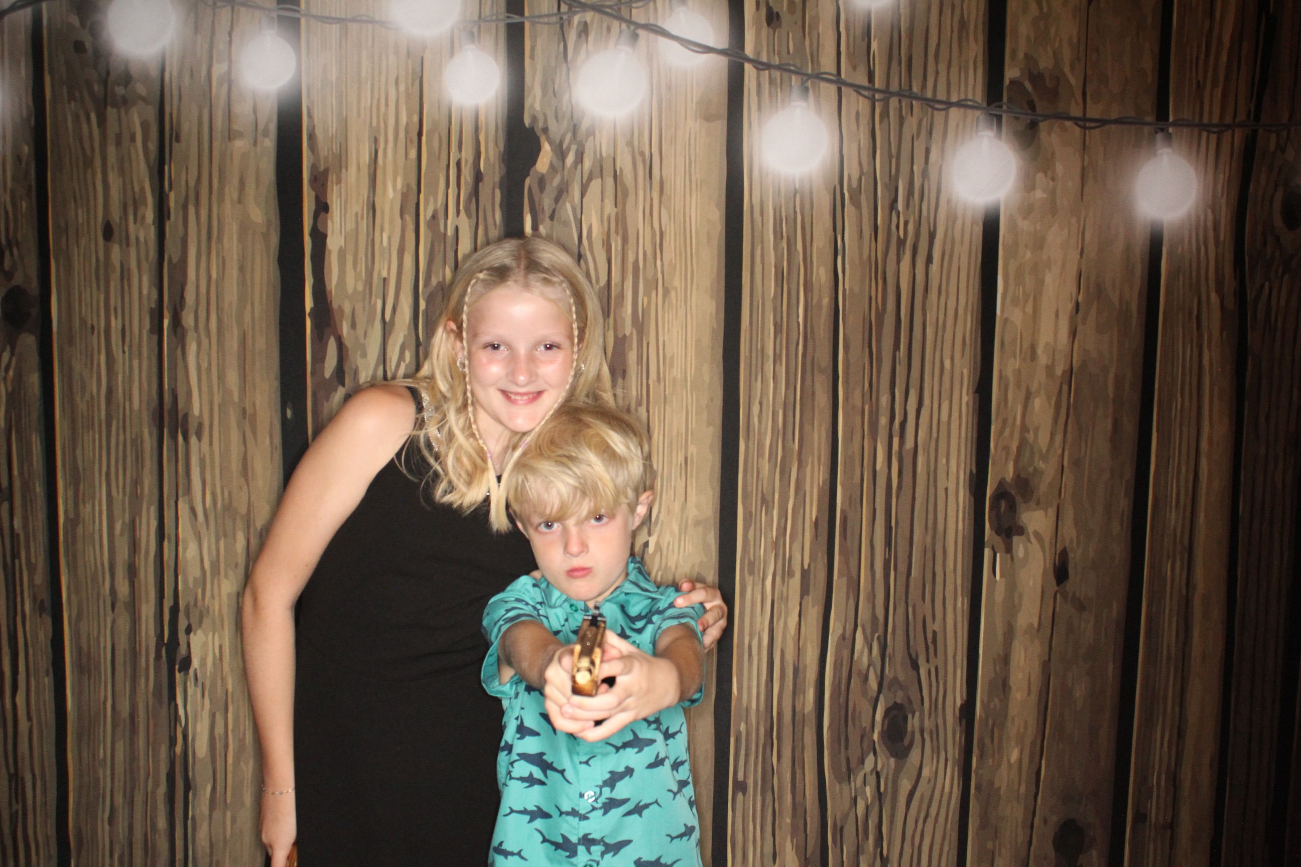 Staci and Matt's Wedding | View more photos from the event at gallery.photoboothbillings.com/u/PhotoBoothBillings/Staci-and-Matts-Wedding