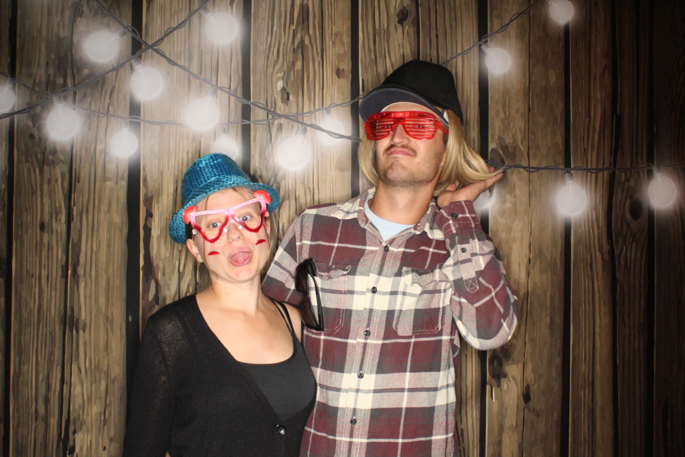 Staci and Matt's Wedding | View more photos from the event at gallery.photoboothbillings.com/u/PhotoBoothBillings/Staci-and-Matts-Wedding