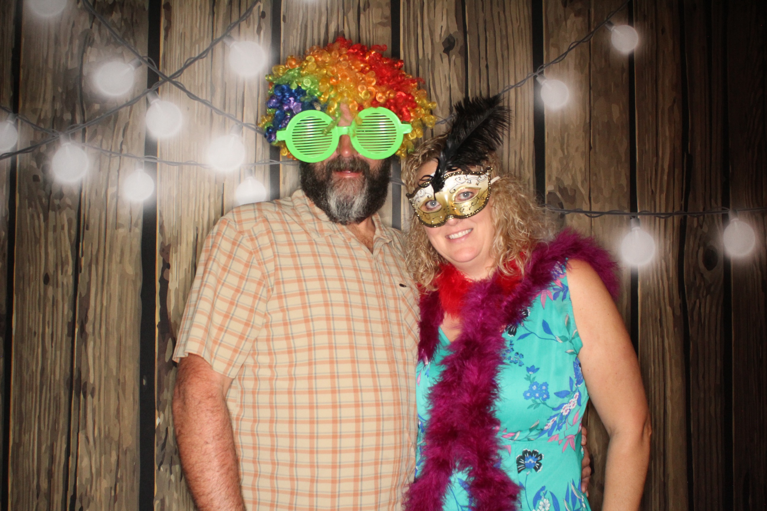 Staci and Matt's Wedding | View more photos from the event at gallery.photoboothbillings.com/u/PhotoBoothBillings/Staci-and-Matts-Wedding