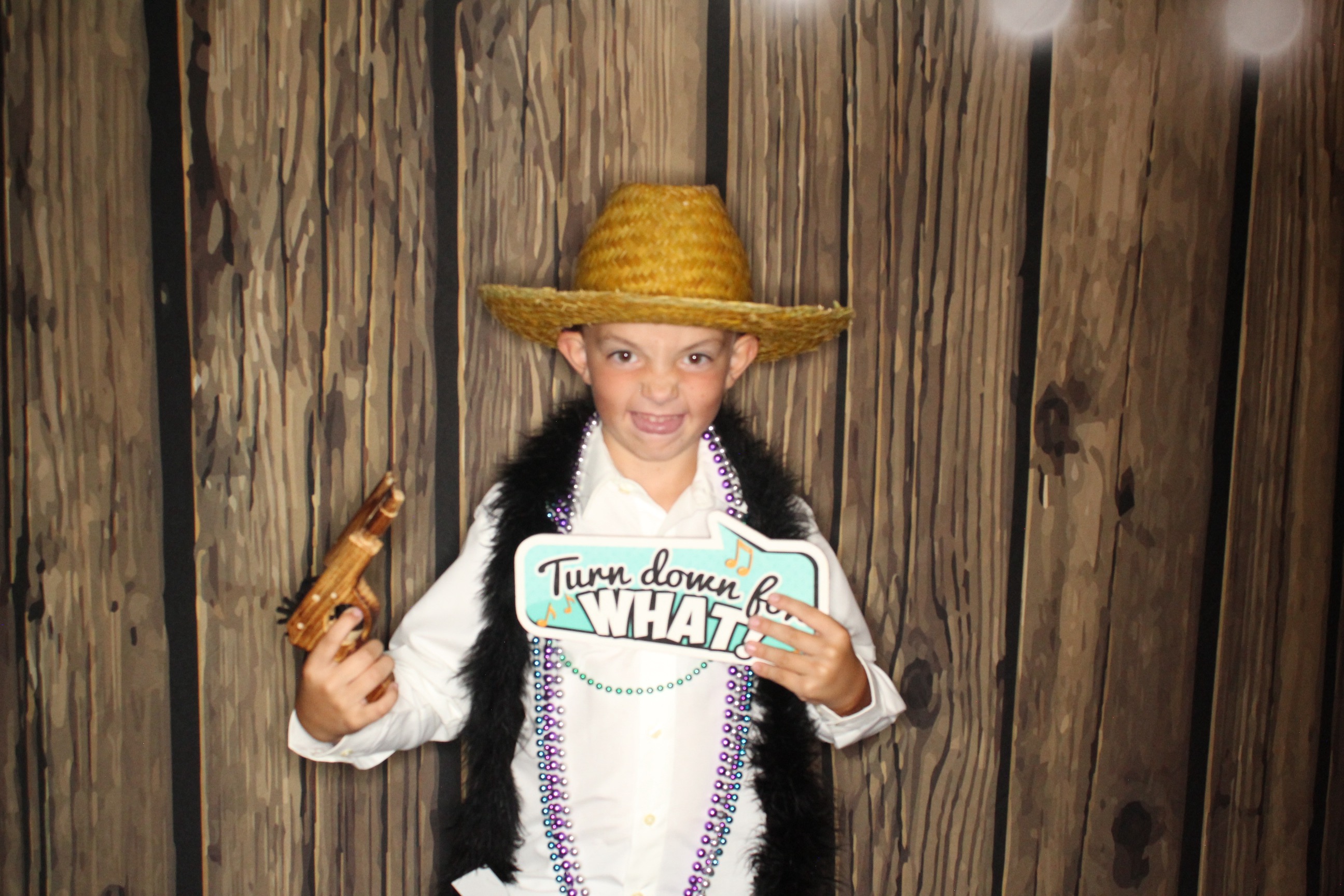 Staci and Matt's Wedding | View more photos from the event at gallery.photoboothbillings.com/u/PhotoBoothBillings/Staci-and-Matts-Wedding