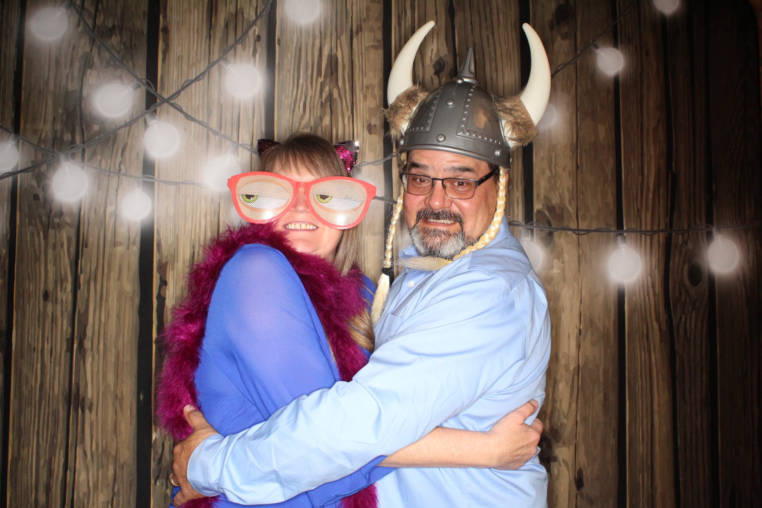 Staci and Matt's Wedding | View more photos from the event at gallery.photoboothbillings.com/u/PhotoBoothBillings/Staci-and-Matts-Wedding