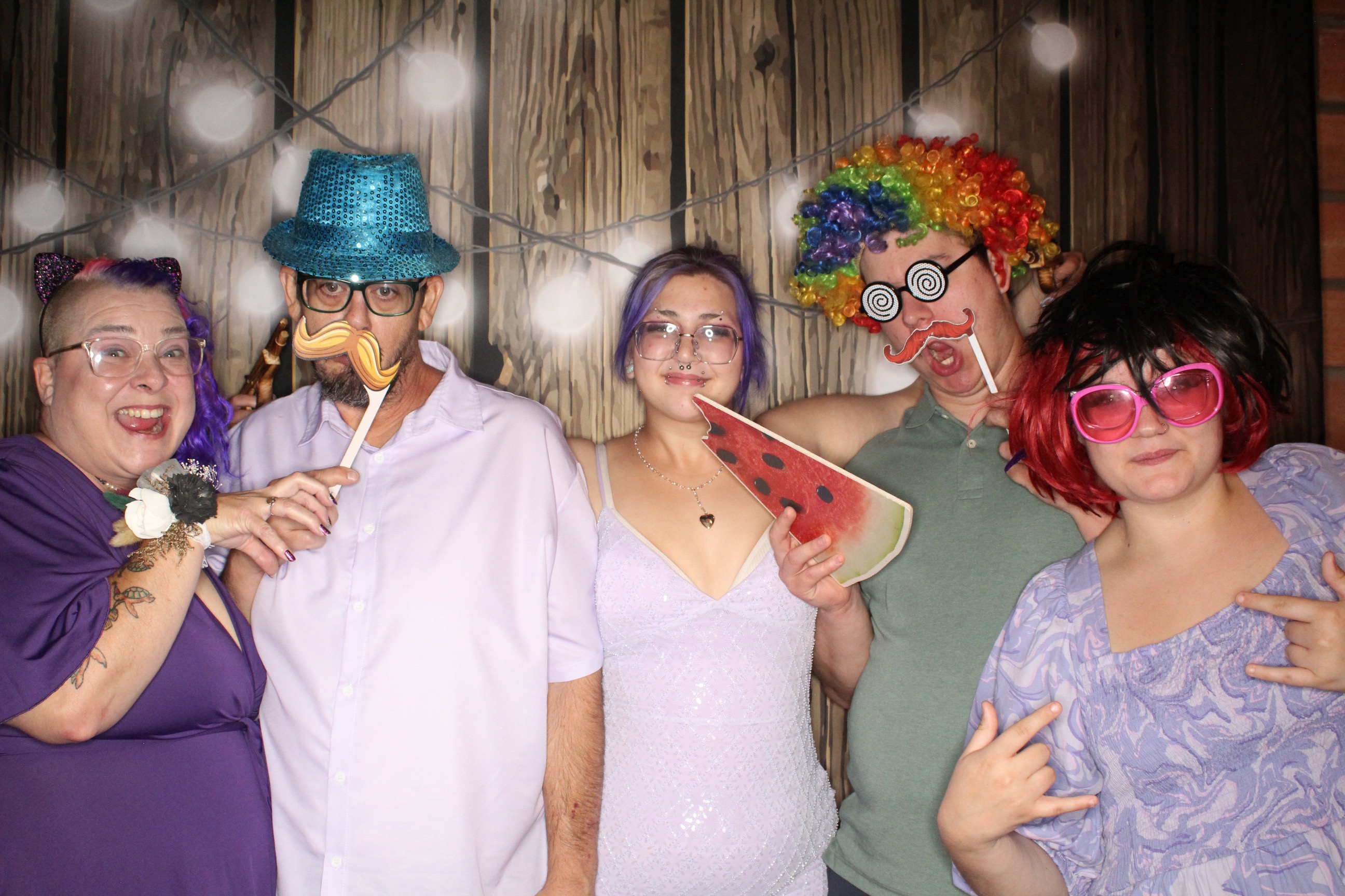 Staci and Matt's Wedding | View more photos from the event at gallery.photoboothbillings.com/u/PhotoBoothBillings/Staci-and-Matts-Wedding