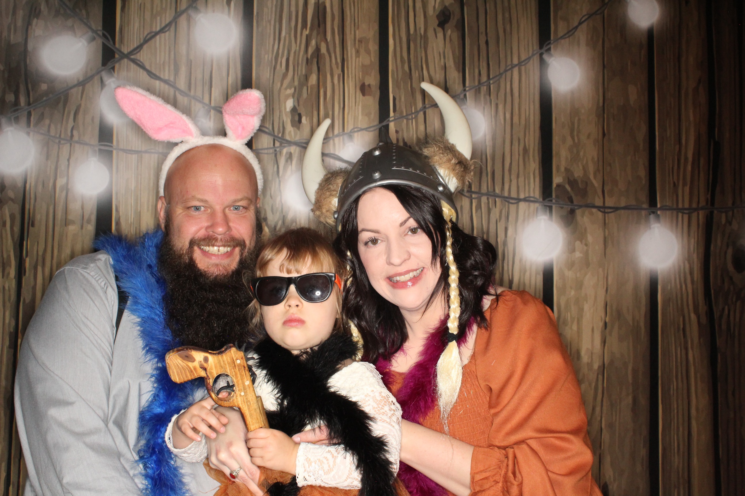 Staci and Matt's Wedding | View more photos from the event at gallery.photoboothbillings.com/u/PhotoBoothBillings/Staci-and-Matts-Wedding