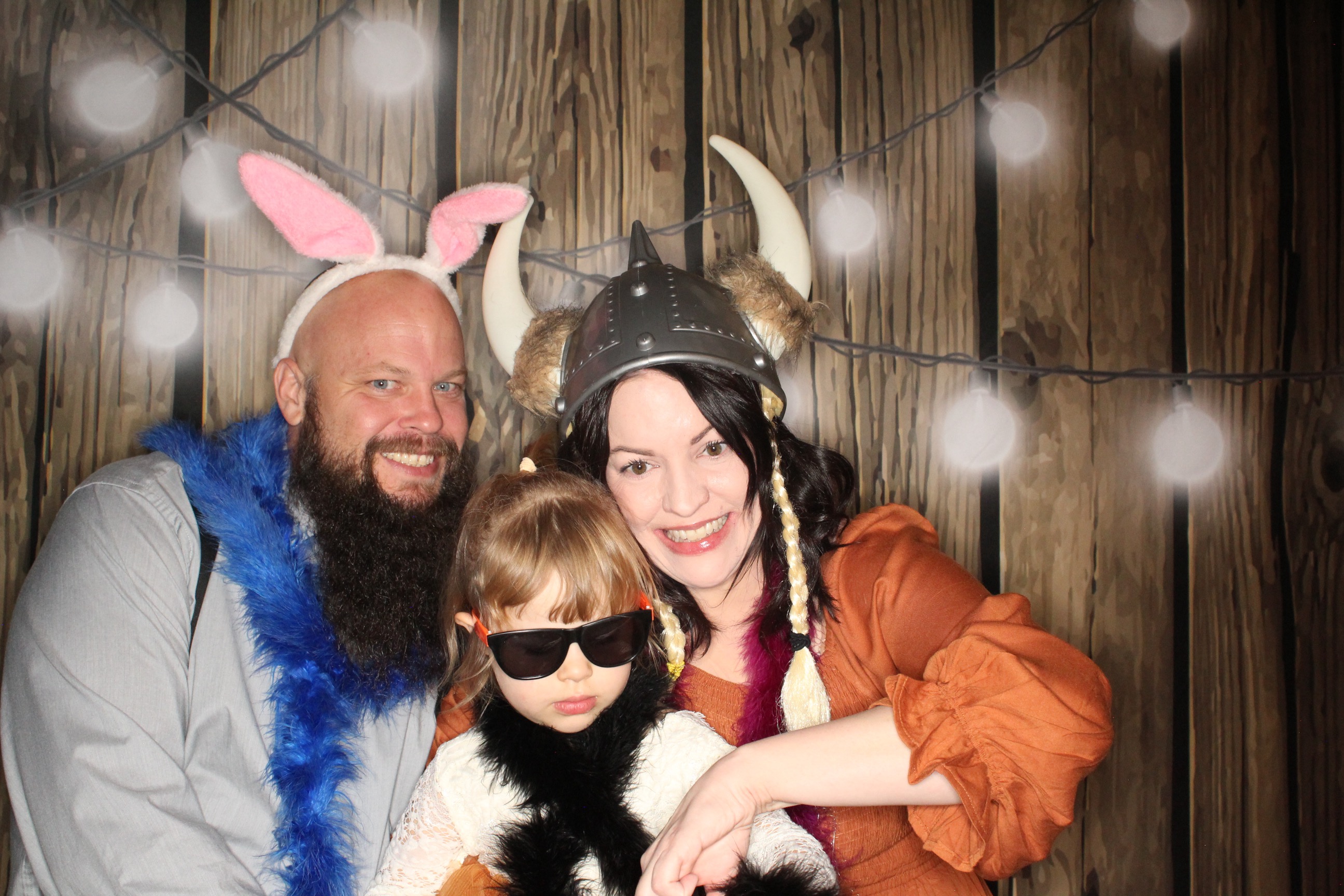 Staci and Matt's Wedding | View more photos from the event at gallery.photoboothbillings.com/u/PhotoBoothBillings/Staci-and-Matts-Wedding