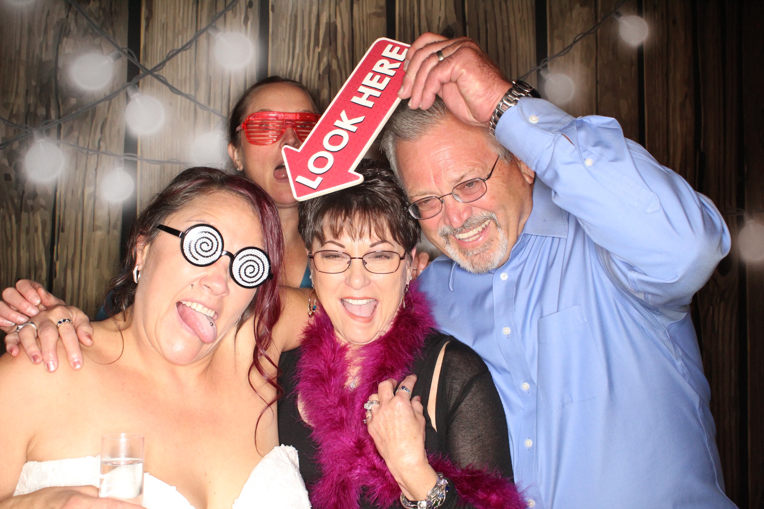 Staci and Matt's Wedding | View more photos from the event at gallery.photoboothbillings.com/u/PhotoBoothBillings/Staci-and-Matts-Wedding