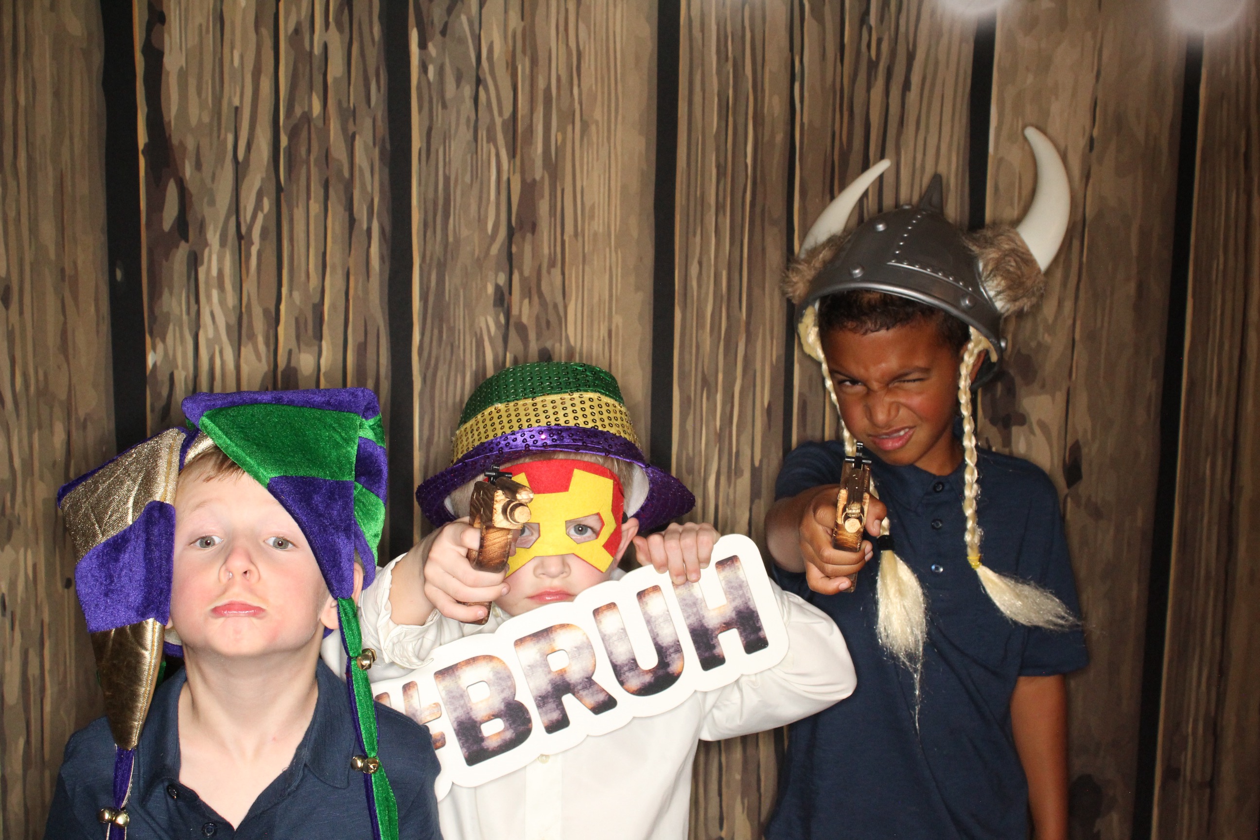 Staci and Matt's Wedding | View more photos from the event at gallery.photoboothbillings.com/u/PhotoBoothBillings/Staci-and-Matts-Wedding