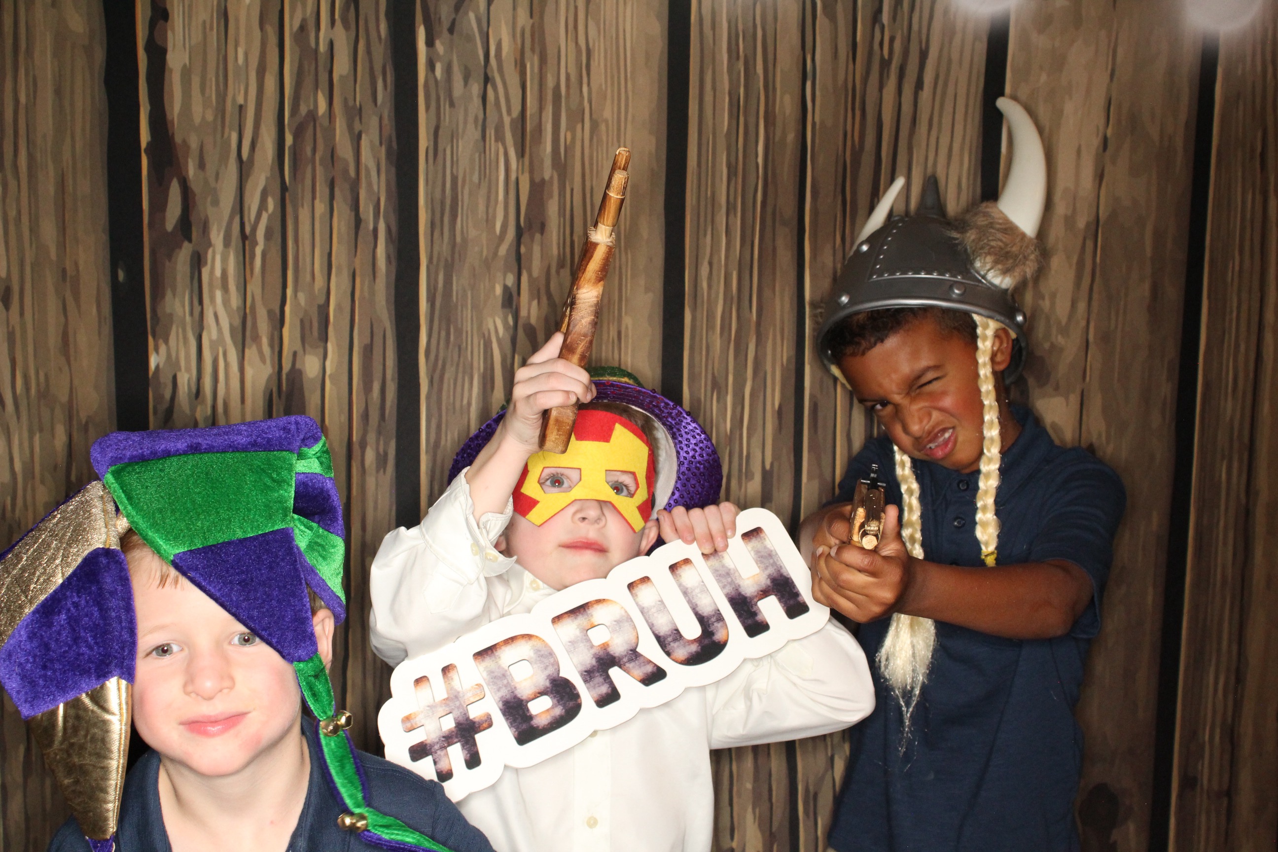 Staci and Matt's Wedding | View more photos from the event at gallery.photoboothbillings.com/u/PhotoBoothBillings/Staci-and-Matts-Wedding