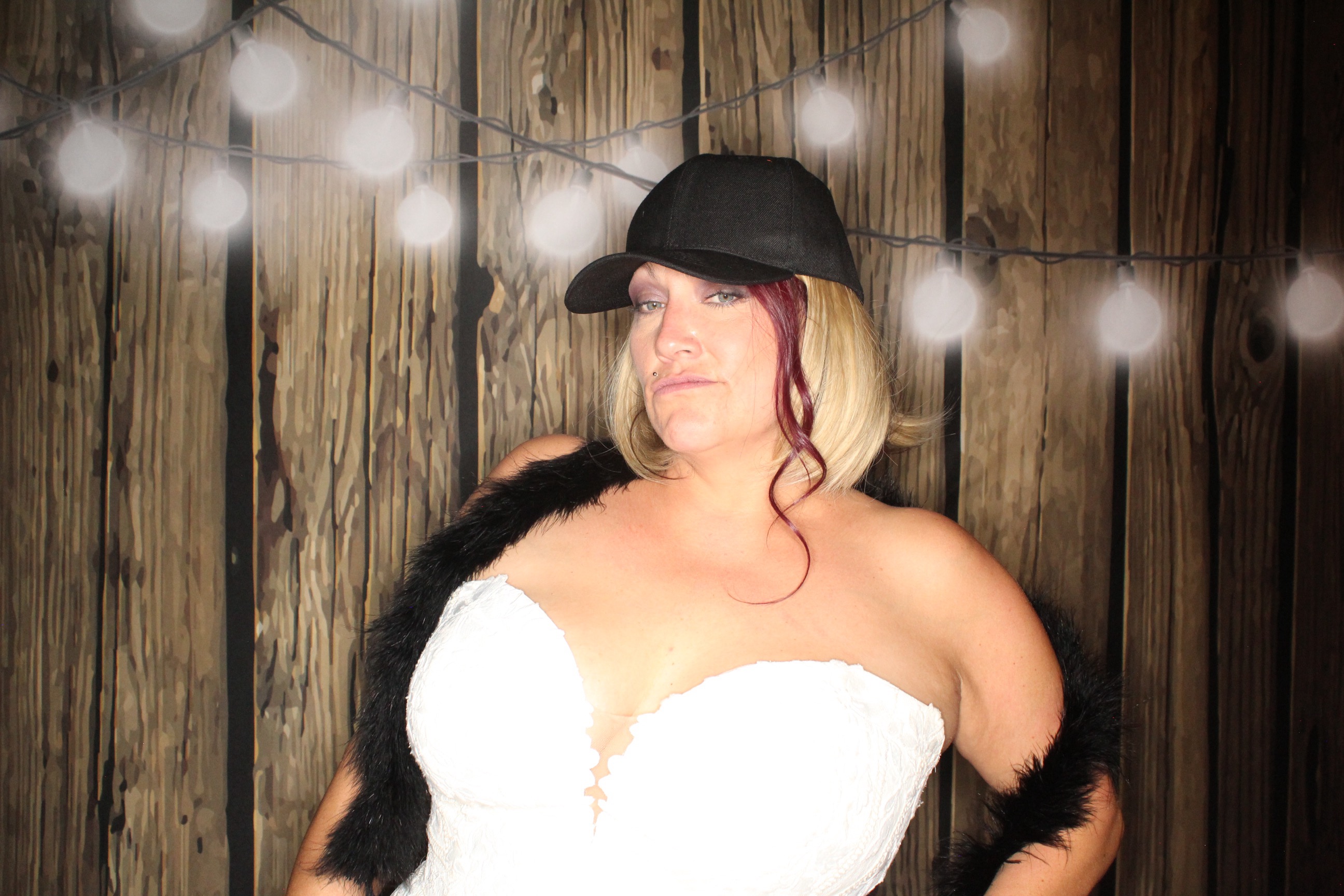 Staci and Matt's Wedding | View more photos from the event at gallery.photoboothbillings.com/u/PhotoBoothBillings/Staci-and-Matts-Wedding