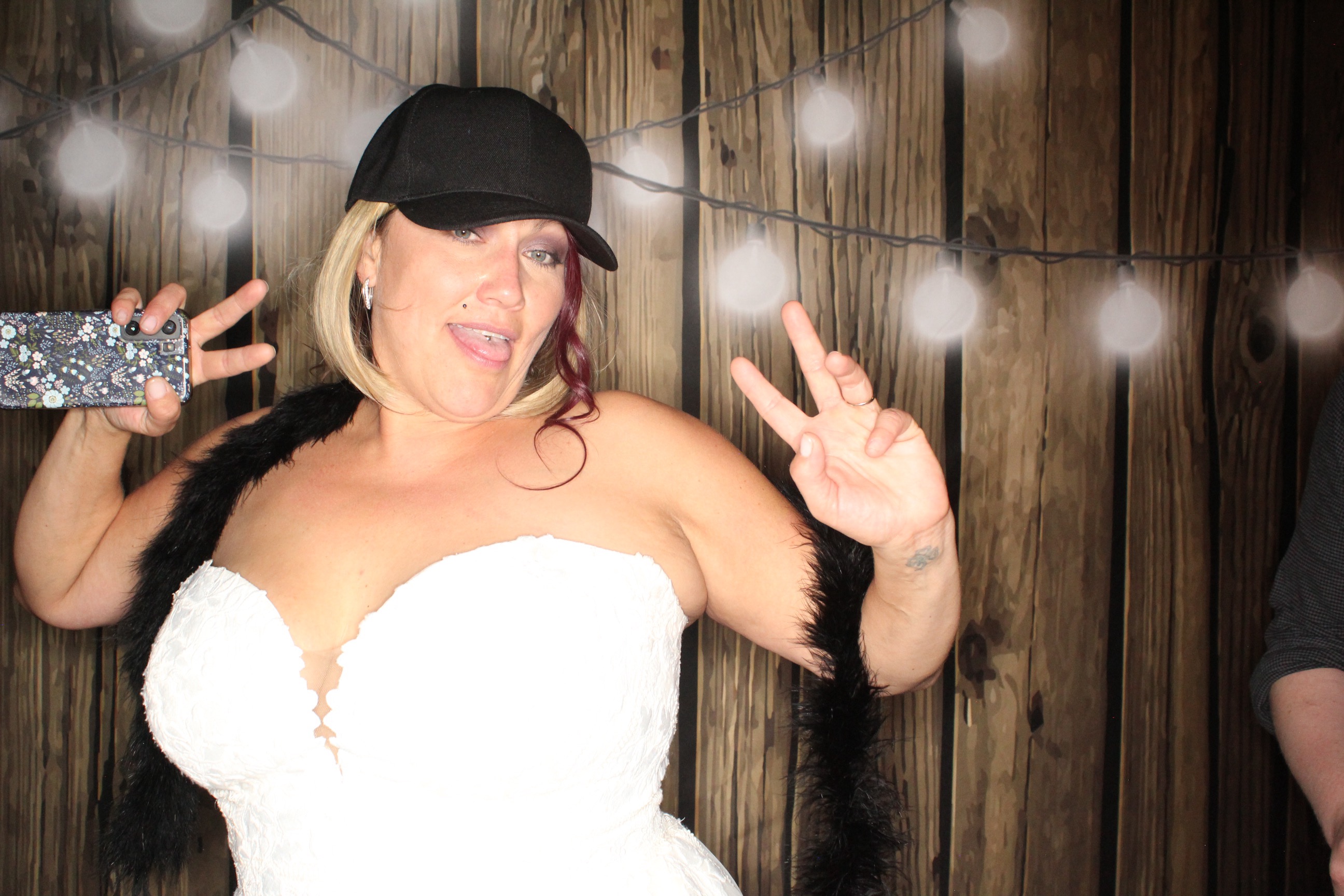 Staci and Matt's Wedding | View more photos from the event at gallery.photoboothbillings.com/u/PhotoBoothBillings/Staci-and-Matts-Wedding