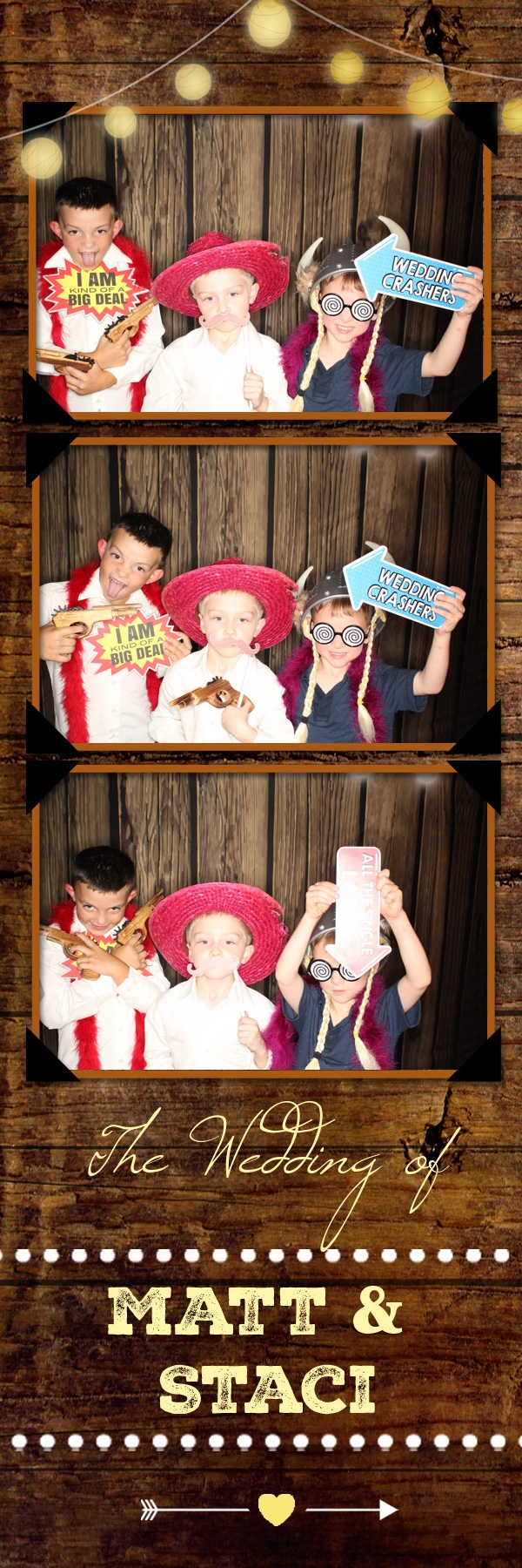 Staci and Matt's Wedding | View more photos from the event at gallery.photoboothbillings.com/u/PhotoBoothBillings/Staci-and-Matts-Wedding