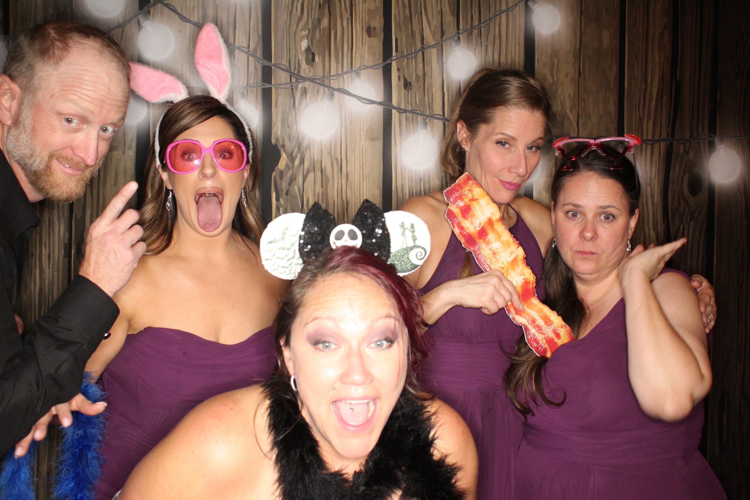 Staci and Matt's Wedding | View more photos from the event at gallery.photoboothbillings.com/u/PhotoBoothBillings/Staci-and-Matts-Wedding