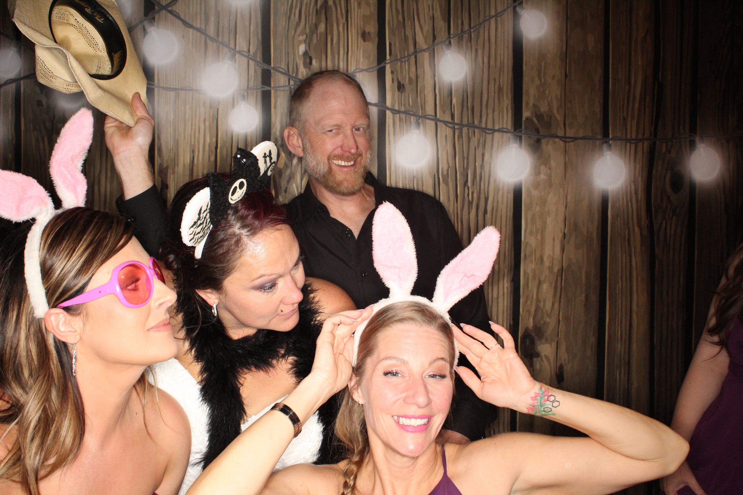 Staci and Matt's Wedding | View more photos from the event at gallery.photoboothbillings.com/u/PhotoBoothBillings/Staci-and-Matts-Wedding