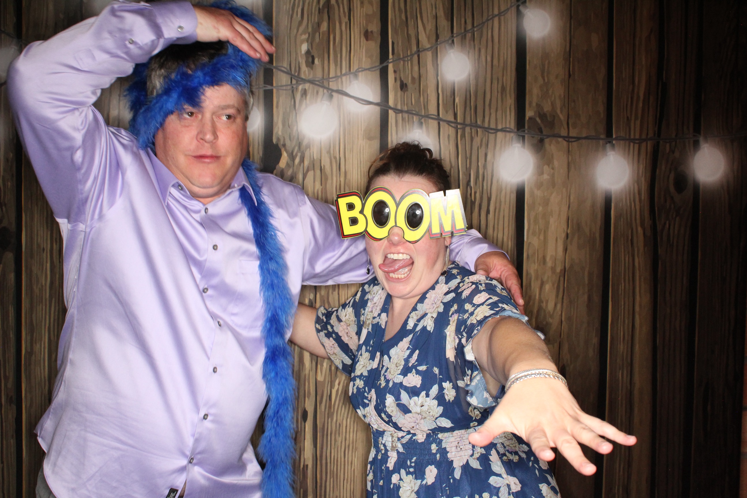 Staci and Matt's Wedding | View more photos from the event at gallery.photoboothbillings.com/u/PhotoBoothBillings/Staci-and-Matts-Wedding