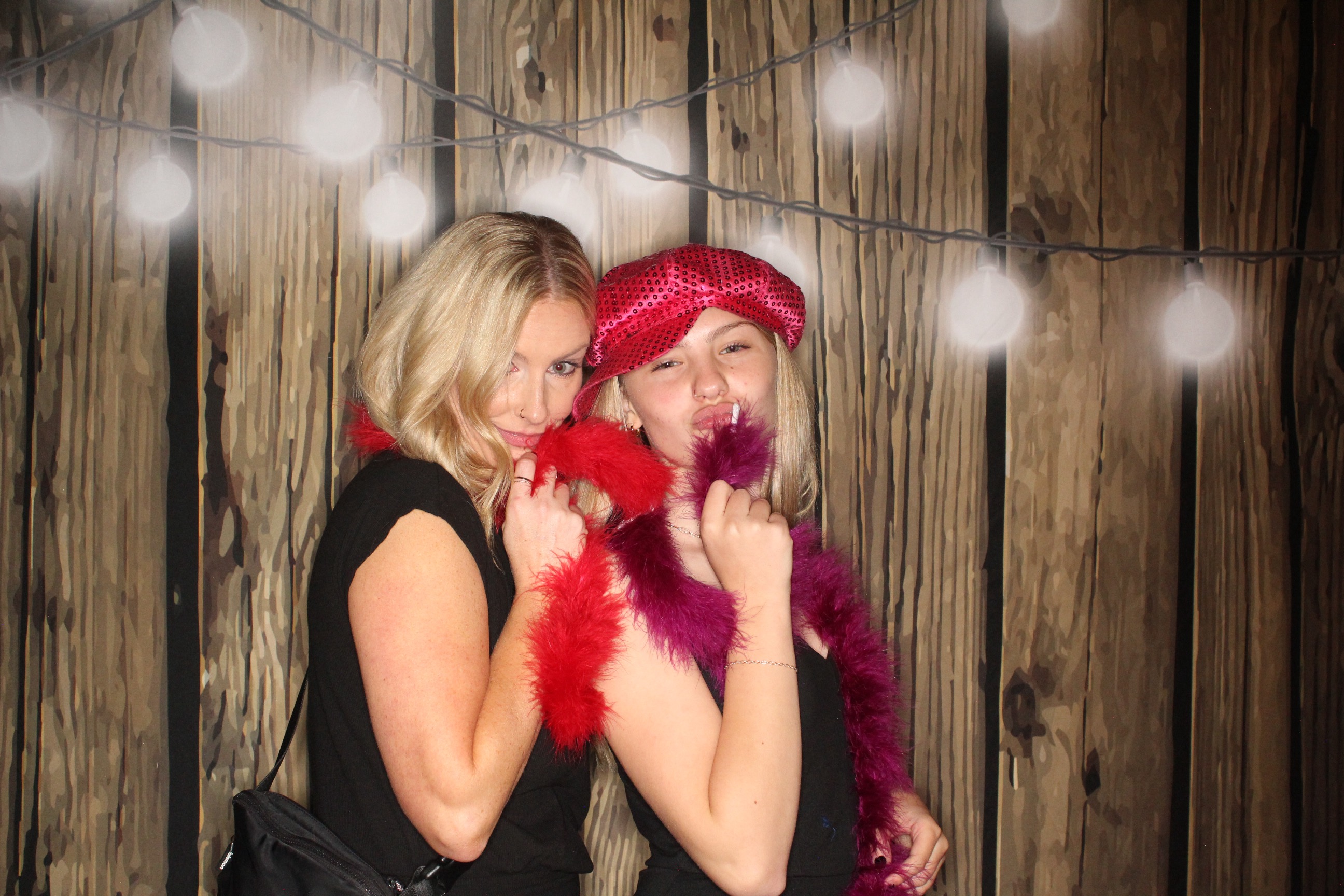 Staci and Matt's Wedding | View more photos from the event at gallery.photoboothbillings.com/u/PhotoBoothBillings/Staci-and-Matts-Wedding