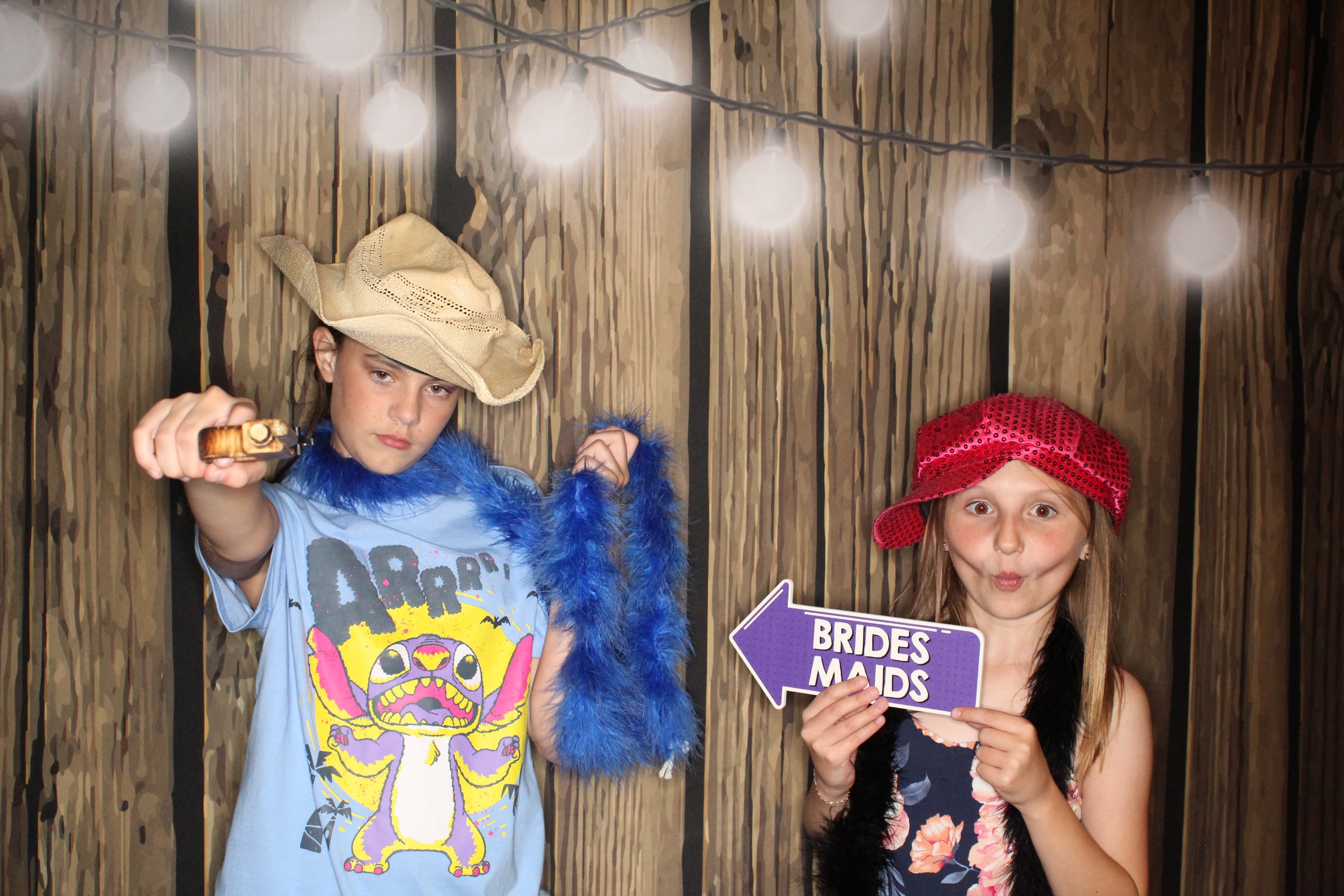 Staci and Matt's Wedding | View more photos from the event at gallery.photoboothbillings.com/u/PhotoBoothBillings/Staci-and-Matts-Wedding