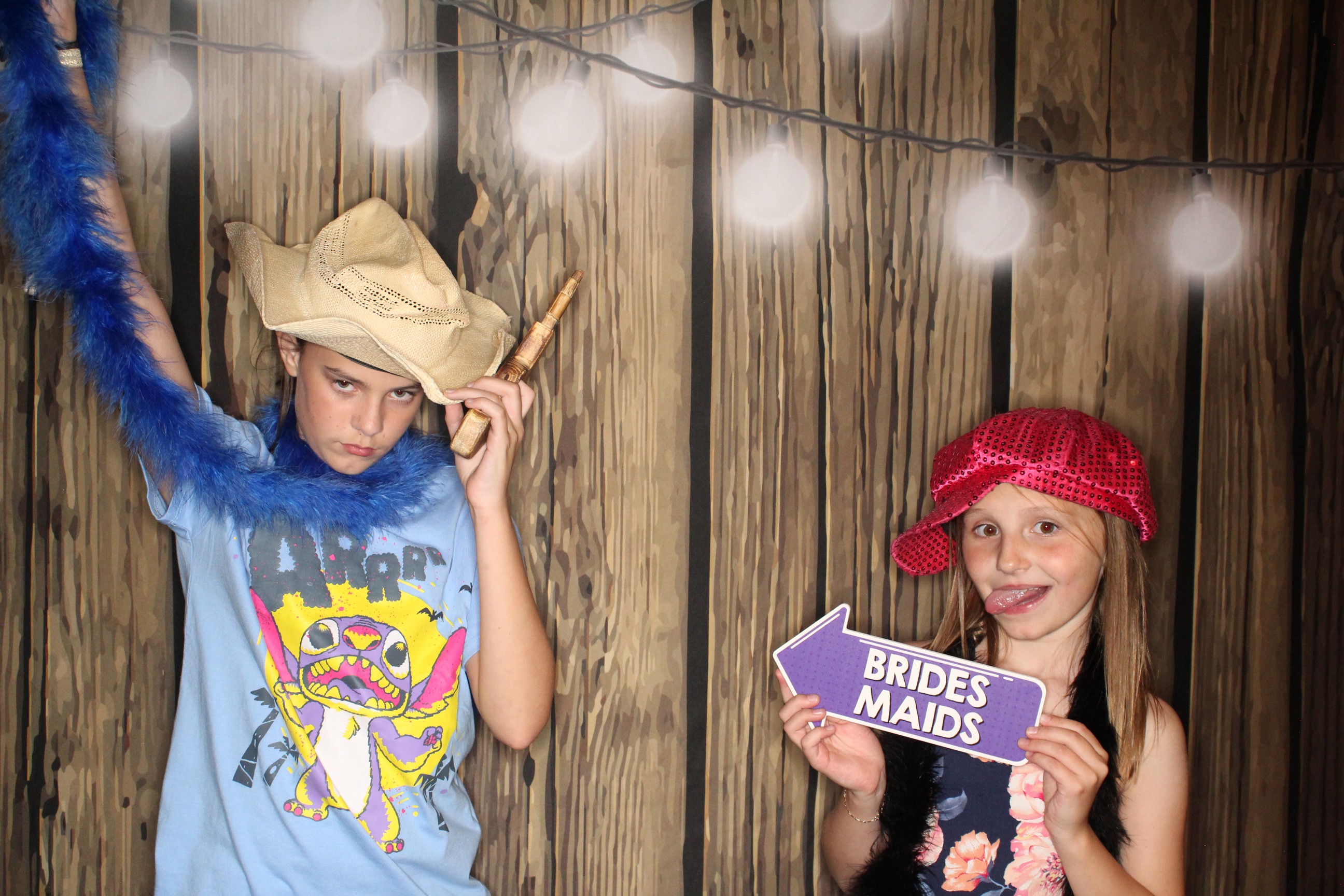 Staci and Matt's Wedding | View more photos from the event at gallery.photoboothbillings.com/u/PhotoBoothBillings/Staci-and-Matts-Wedding