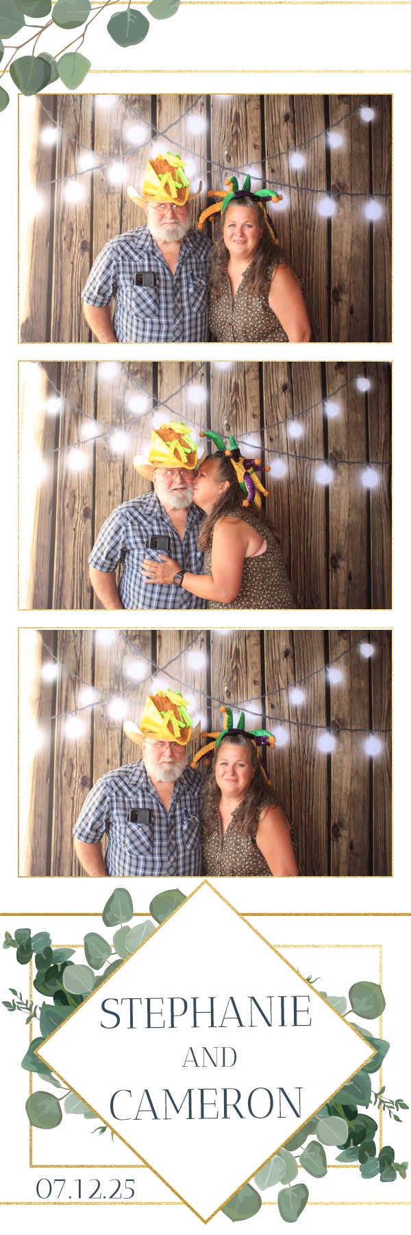 Stephanie and Cameron | View more photos from the event at gallery.photoboothbillings.com/u/PhotoBoothBillings/Stephanie-and-Cameron