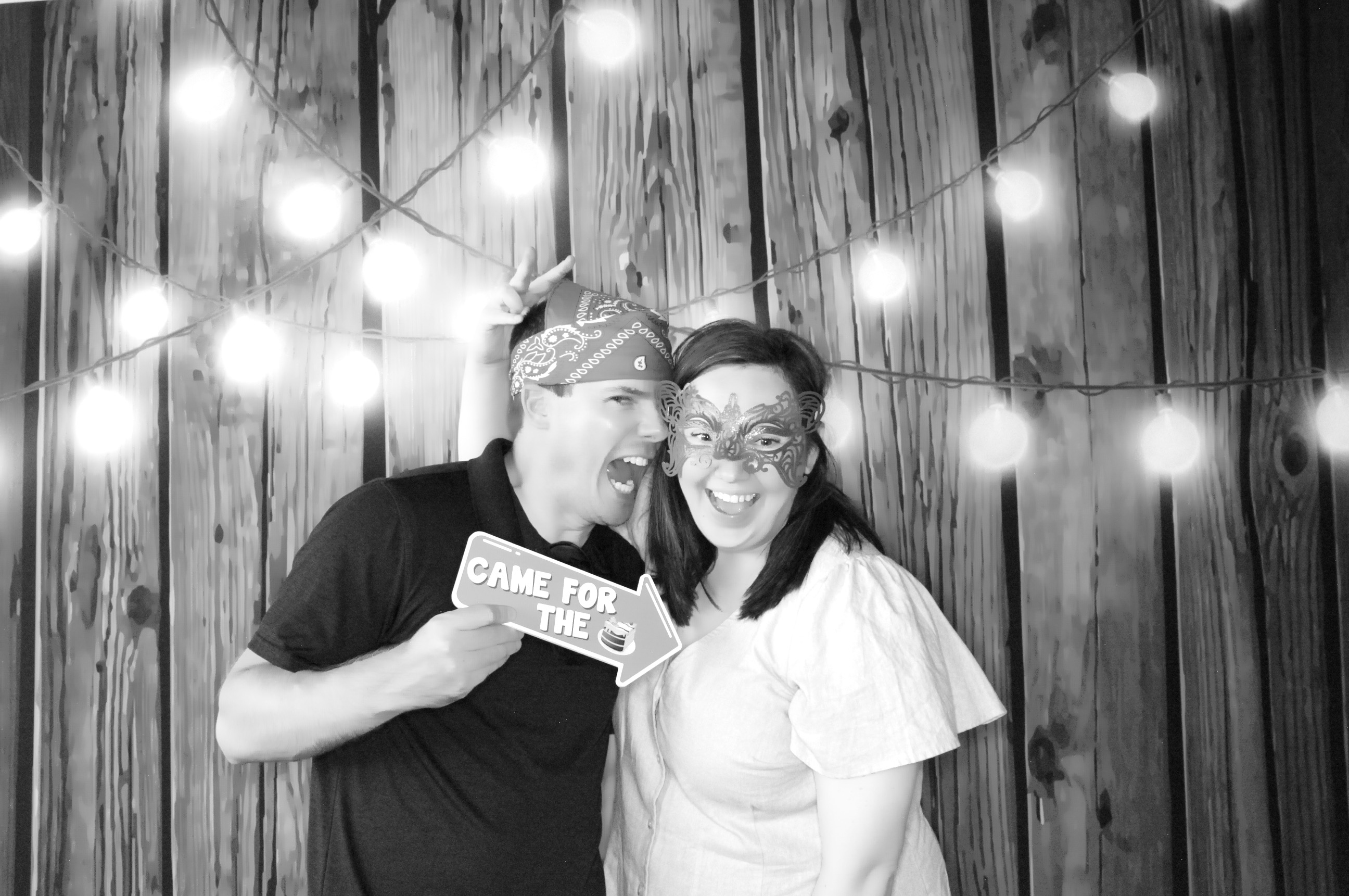 Stephanie and Cameron | View more photos from the event at gallery.photoboothbillings.com/u/PhotoBoothBillings/Stephanie-and-Cameron