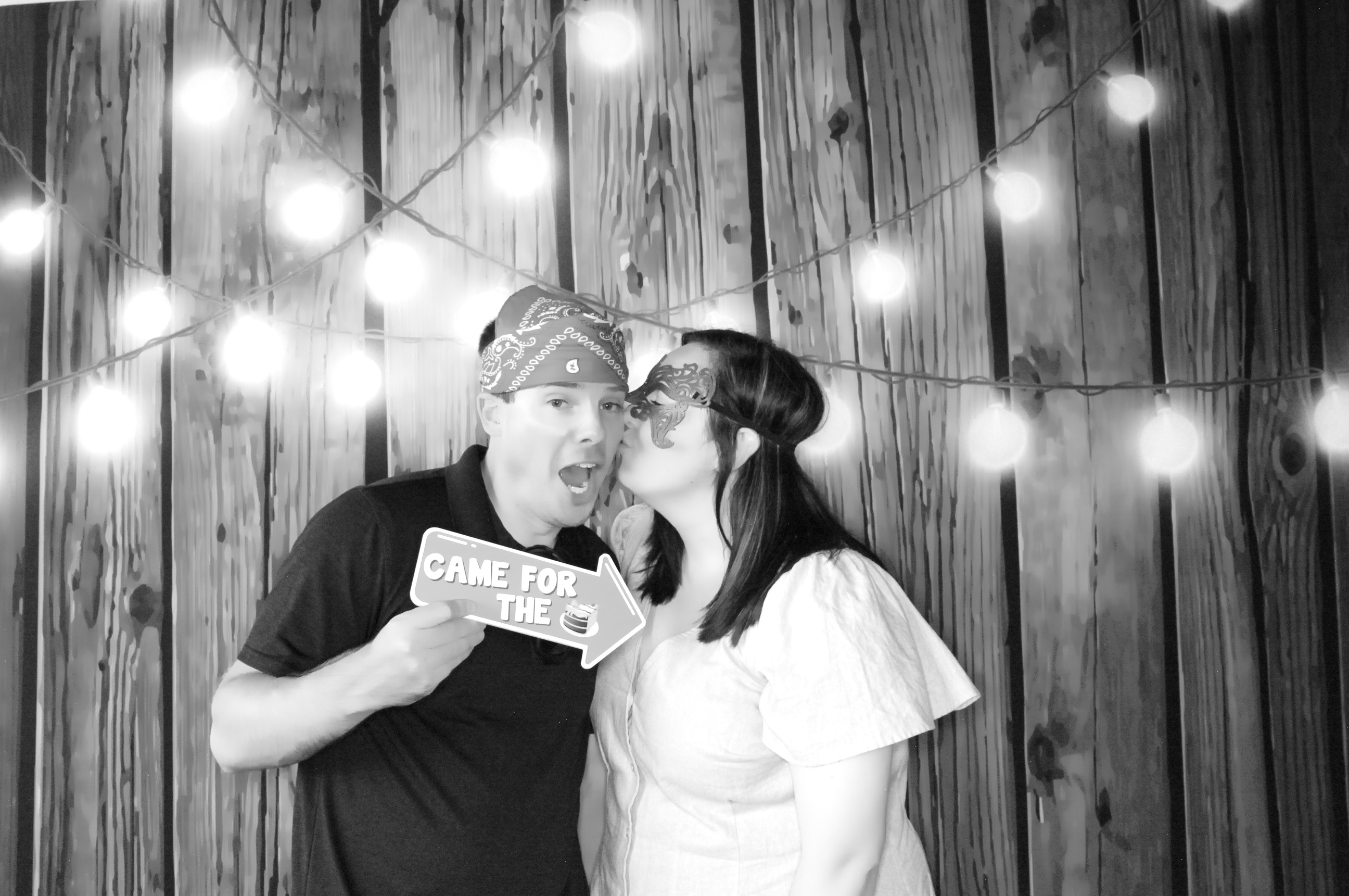 Stephanie and Cameron | View more photos from the event at gallery.photoboothbillings.com/u/PhotoBoothBillings/Stephanie-and-Cameron