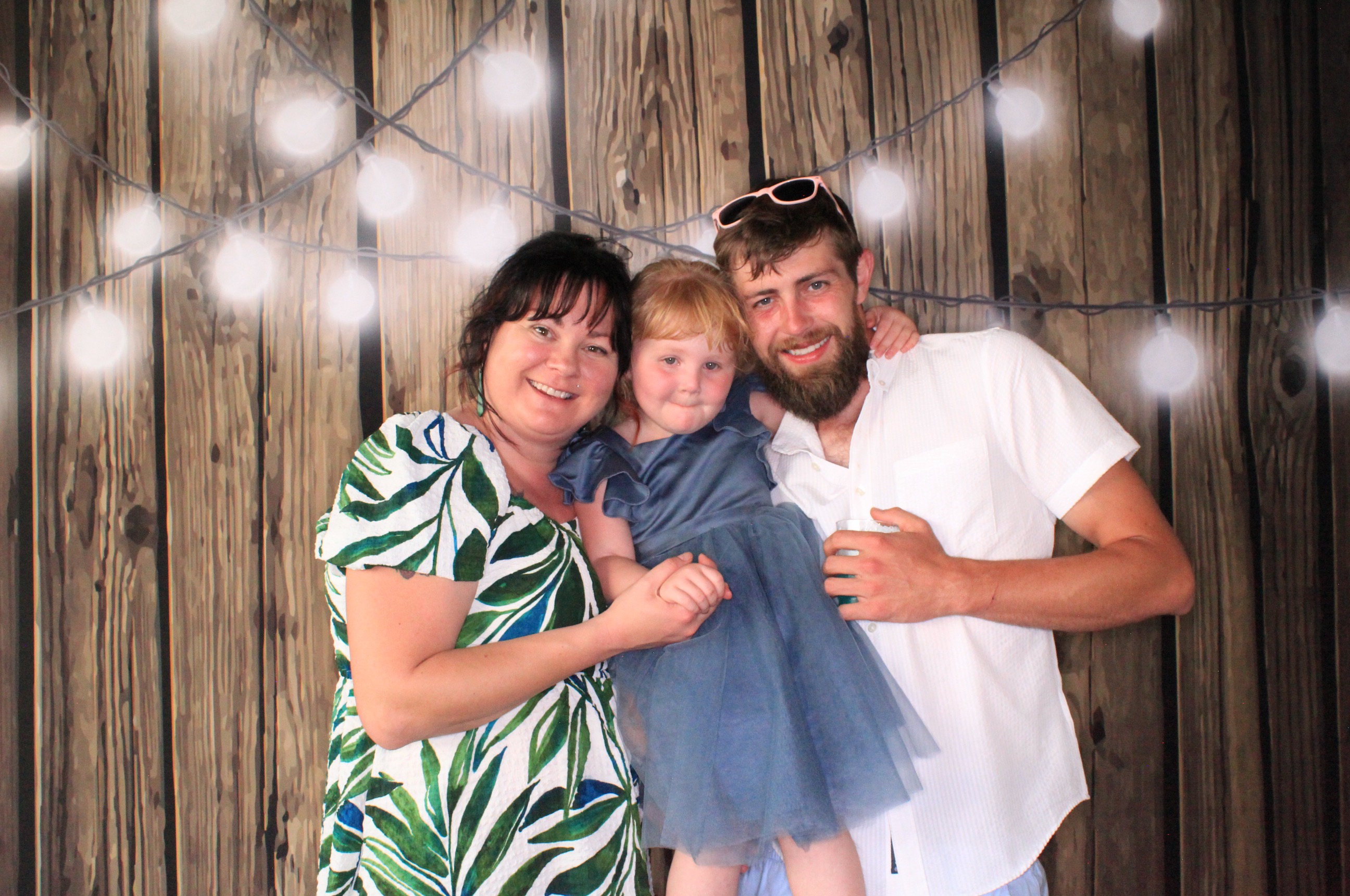 Stephanie and Cameron | View more photos from the event at gallery.photoboothbillings.com/u/PhotoBoothBillings/Stephanie-and-Cameron