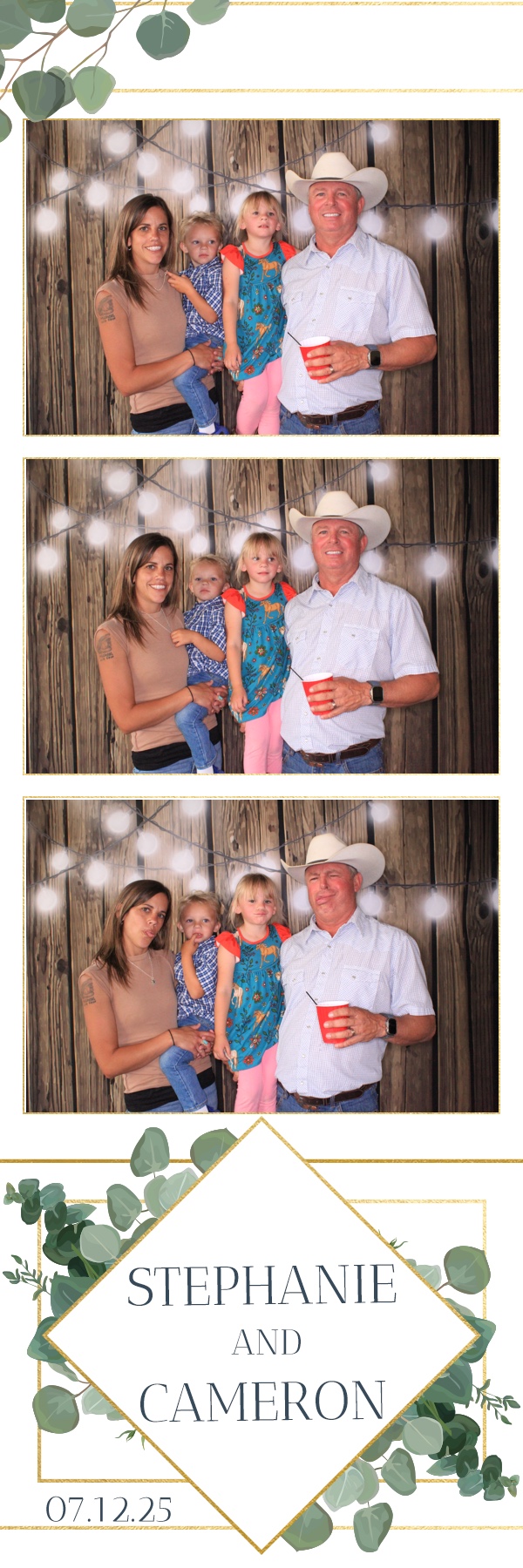 Stephanie and Cameron | View more photos from the event at gallery.photoboothbillings.com/u/PhotoBoothBillings/Stephanie-and-Cameron