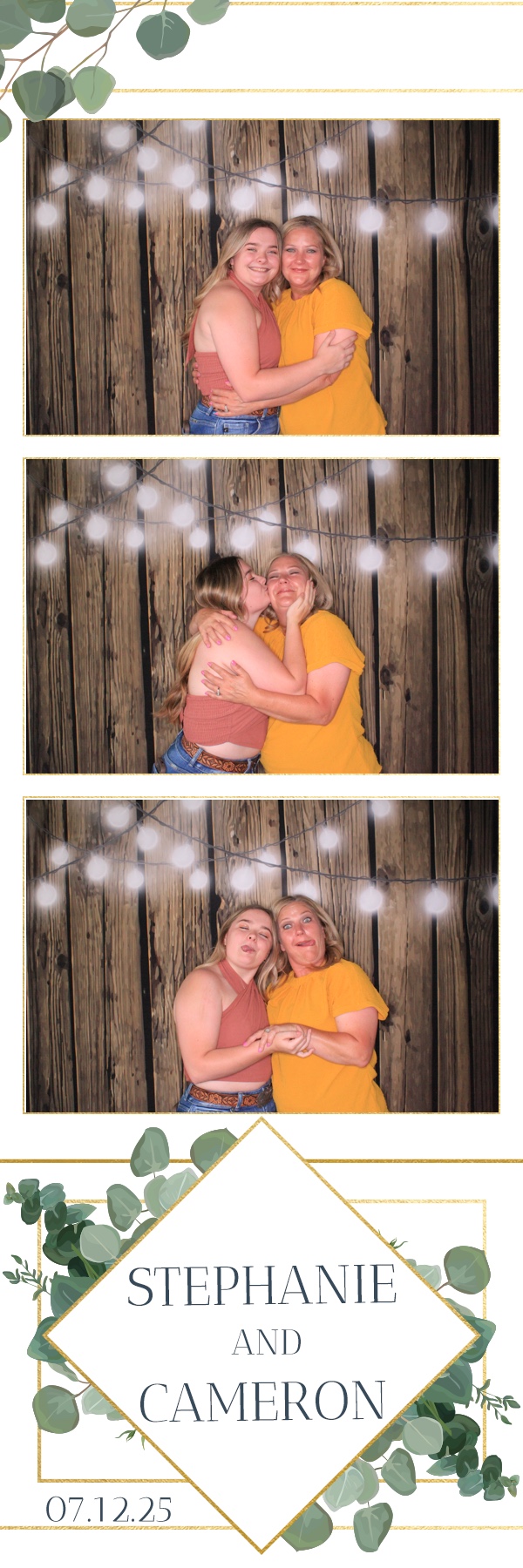 Stephanie and Cameron | View more photos from the event at gallery.photoboothbillings.com/u/PhotoBoothBillings/Stephanie-and-Cameron