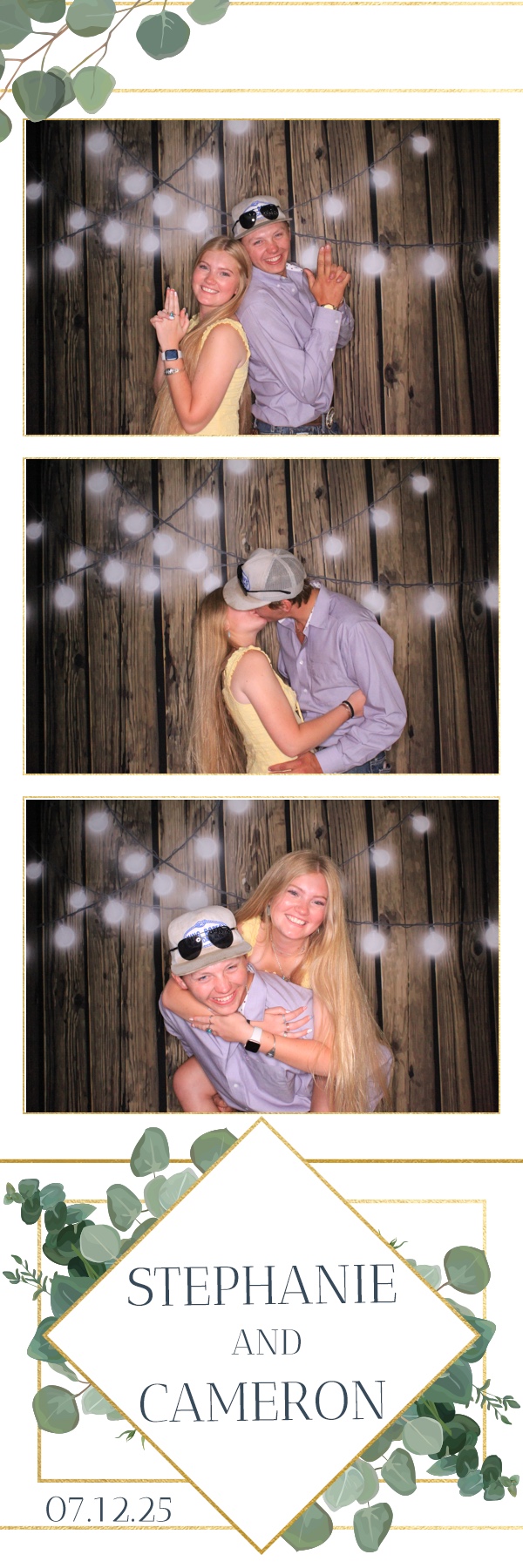 Stephanie and Cameron | View more photos from the event at gallery.photoboothbillings.com/u/PhotoBoothBillings/Stephanie-and-Cameron