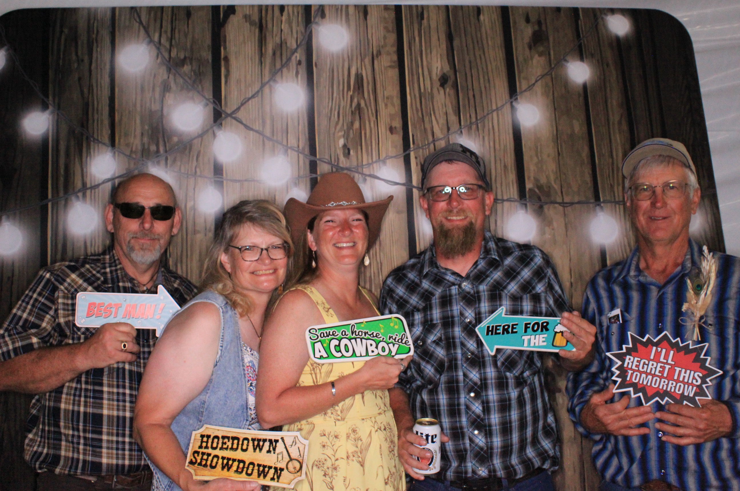 Stephanie and Cameron | View more photos from the event at gallery.photoboothbillings.com/u/PhotoBoothBillings/Stephanie-and-Cameron