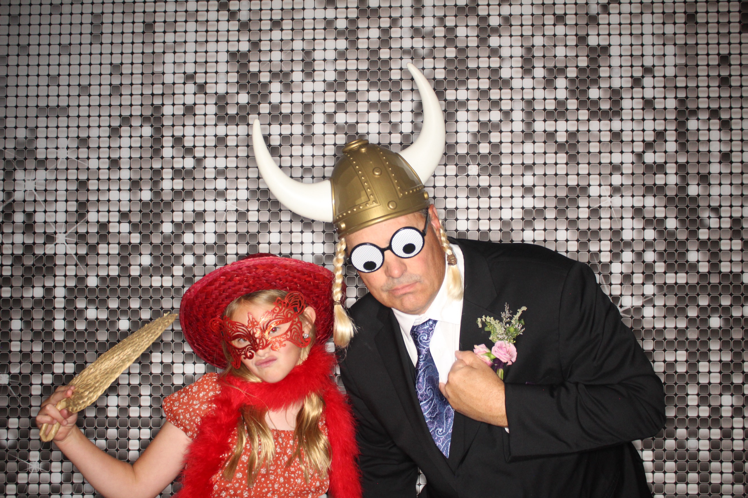 Sydney and Jake's Wedding | View more photos from the event at gallery.photoboothbillings.com/u/PhotoBoothBillings/Sydney-and-Jakes-Wedding