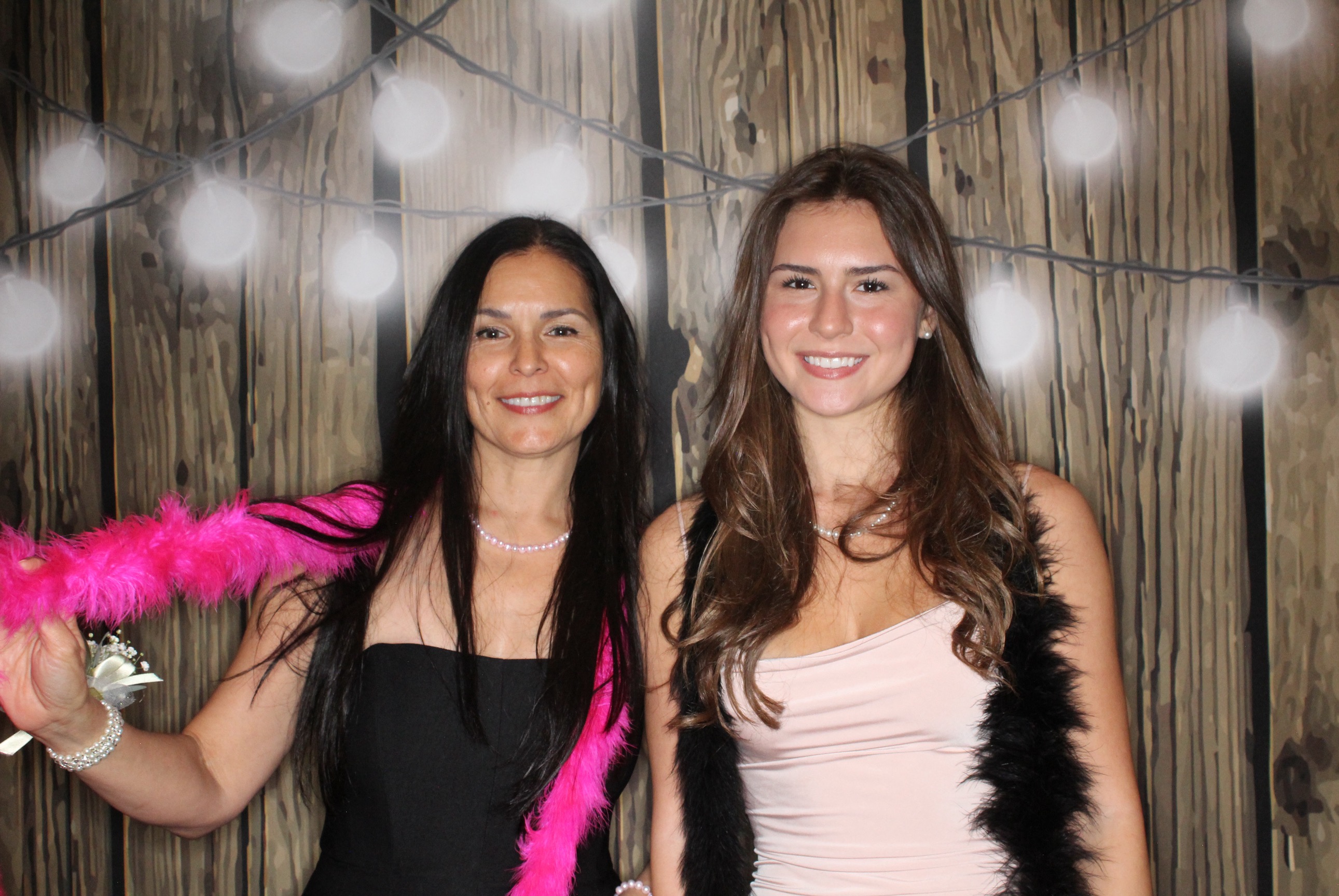 The McGrane's Wedding | View more photos from the event at gallery.photoboothbillings.com/u/PhotoBoothBillings/The-McGranes-Wedding