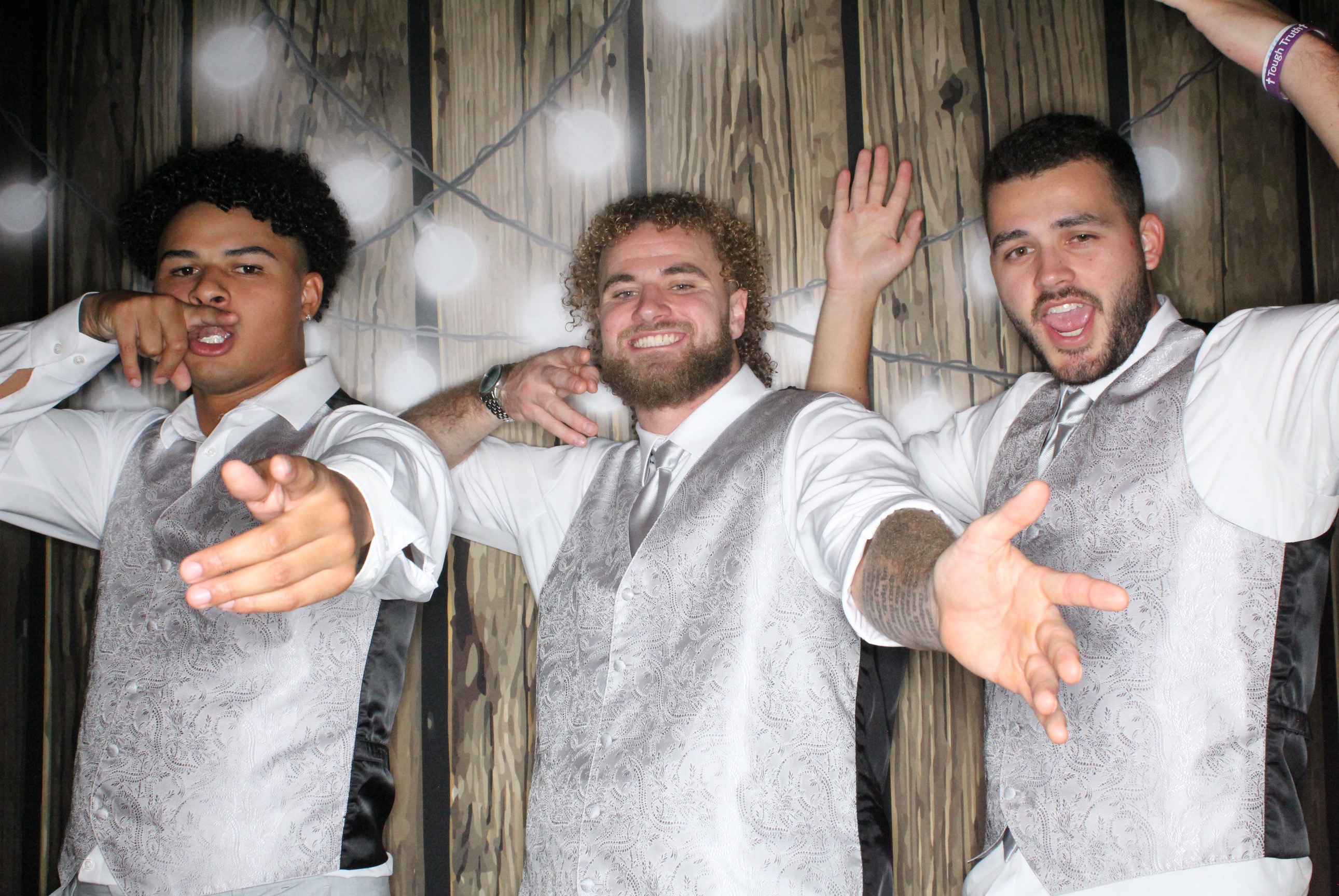 The McGrane's Wedding | View more photos from the event at gallery.photoboothbillings.com/u/PhotoBoothBillings/The-McGranes-Wedding