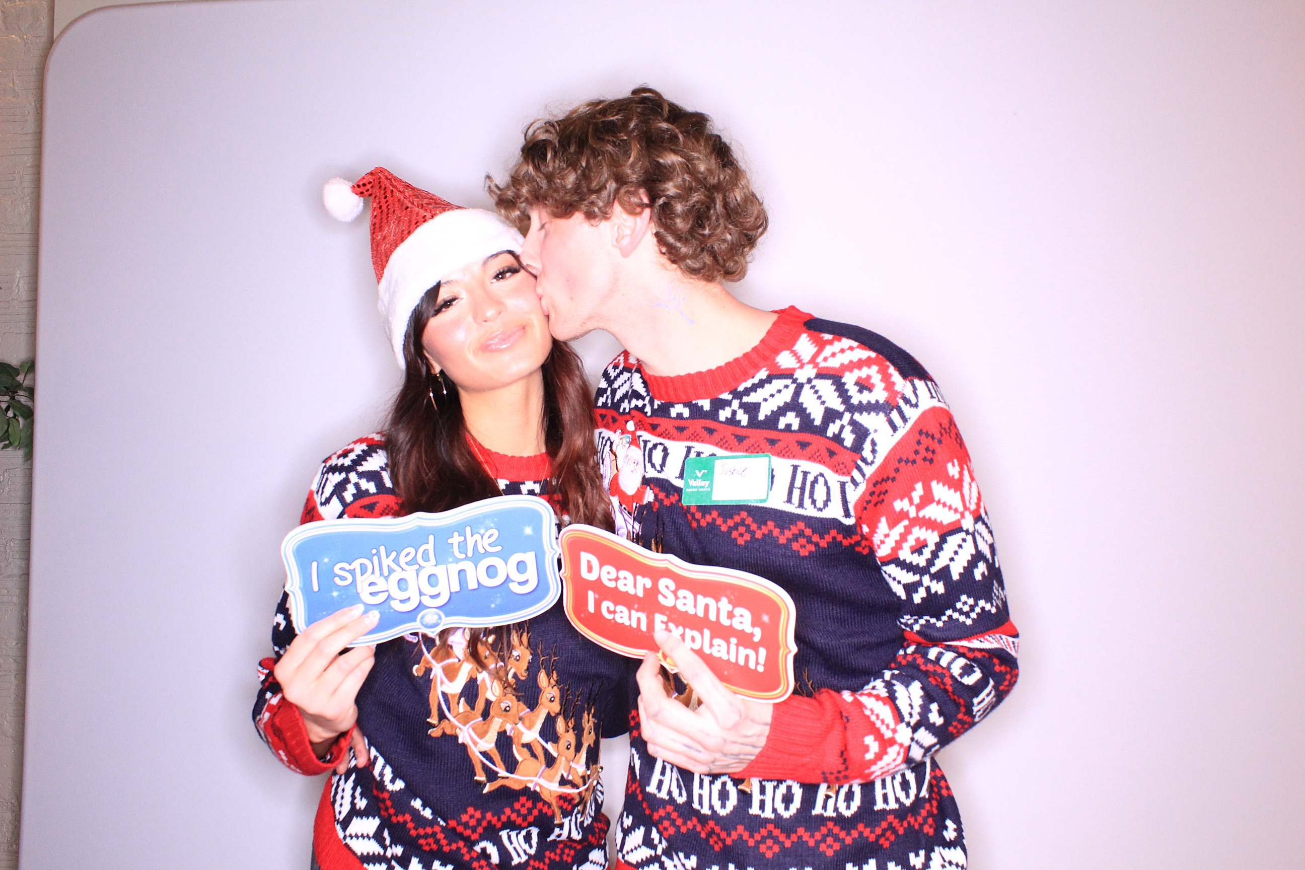 Valley Credit Union Holiday Party | View more photos from the event at gallery.photoboothbillings.com/u/PhotoBoothBillings/Valley-Credit-Union-Holiday-Party