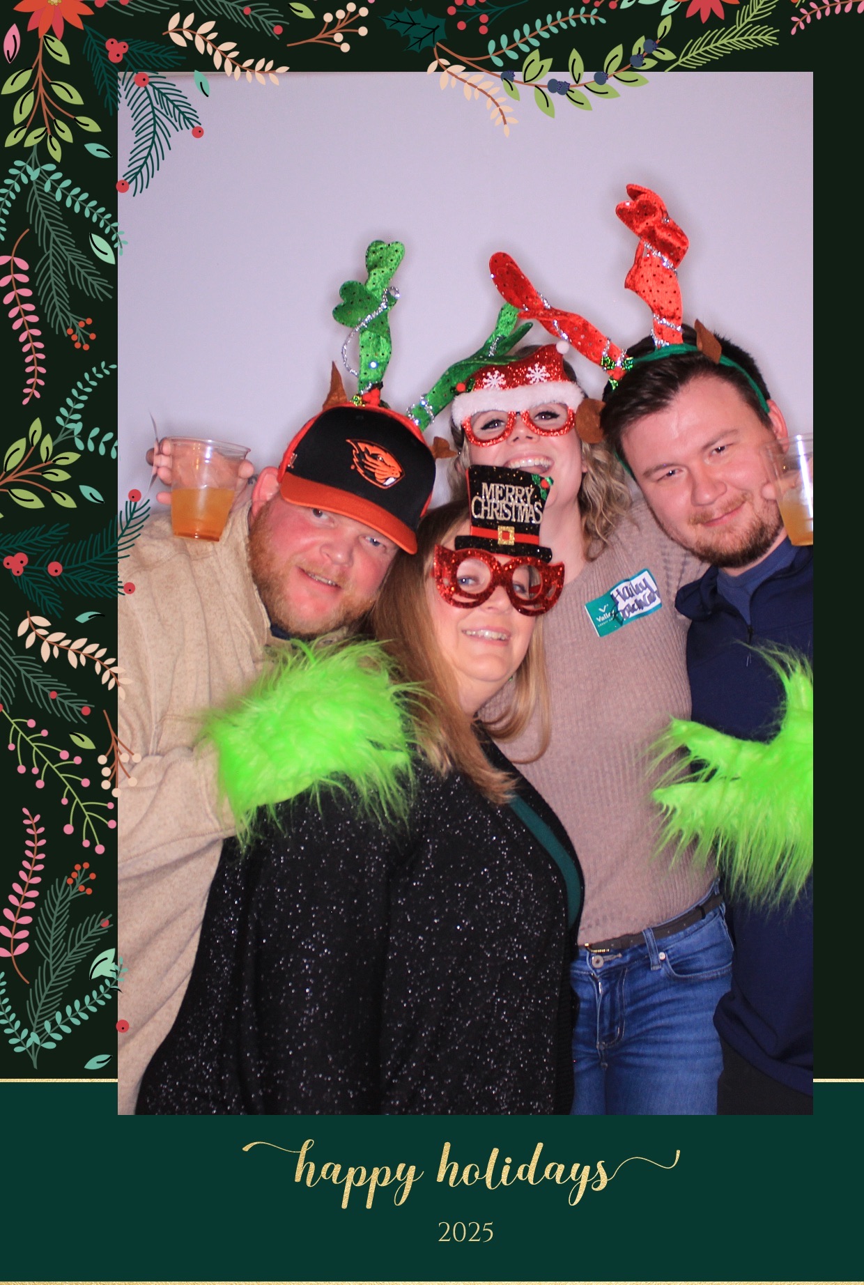 Valley Credit Union Holiday Party | View more photos from the event at gallery.photoboothbillings.com/u/PhotoBoothBillings/Valley-Credit-Union-Holiday-Party