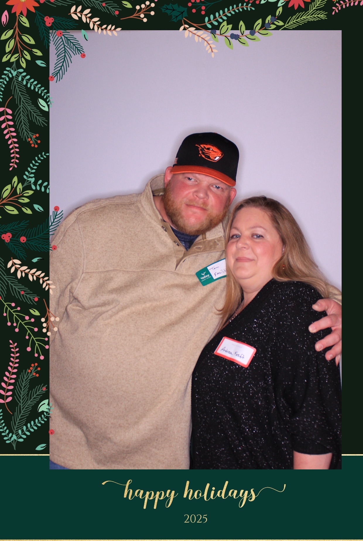Valley Credit Union Holiday Party | View more photos from the event at gallery.photoboothbillings.com/u/PhotoBoothBillings/Valley-Credit-Union-Holiday-Party