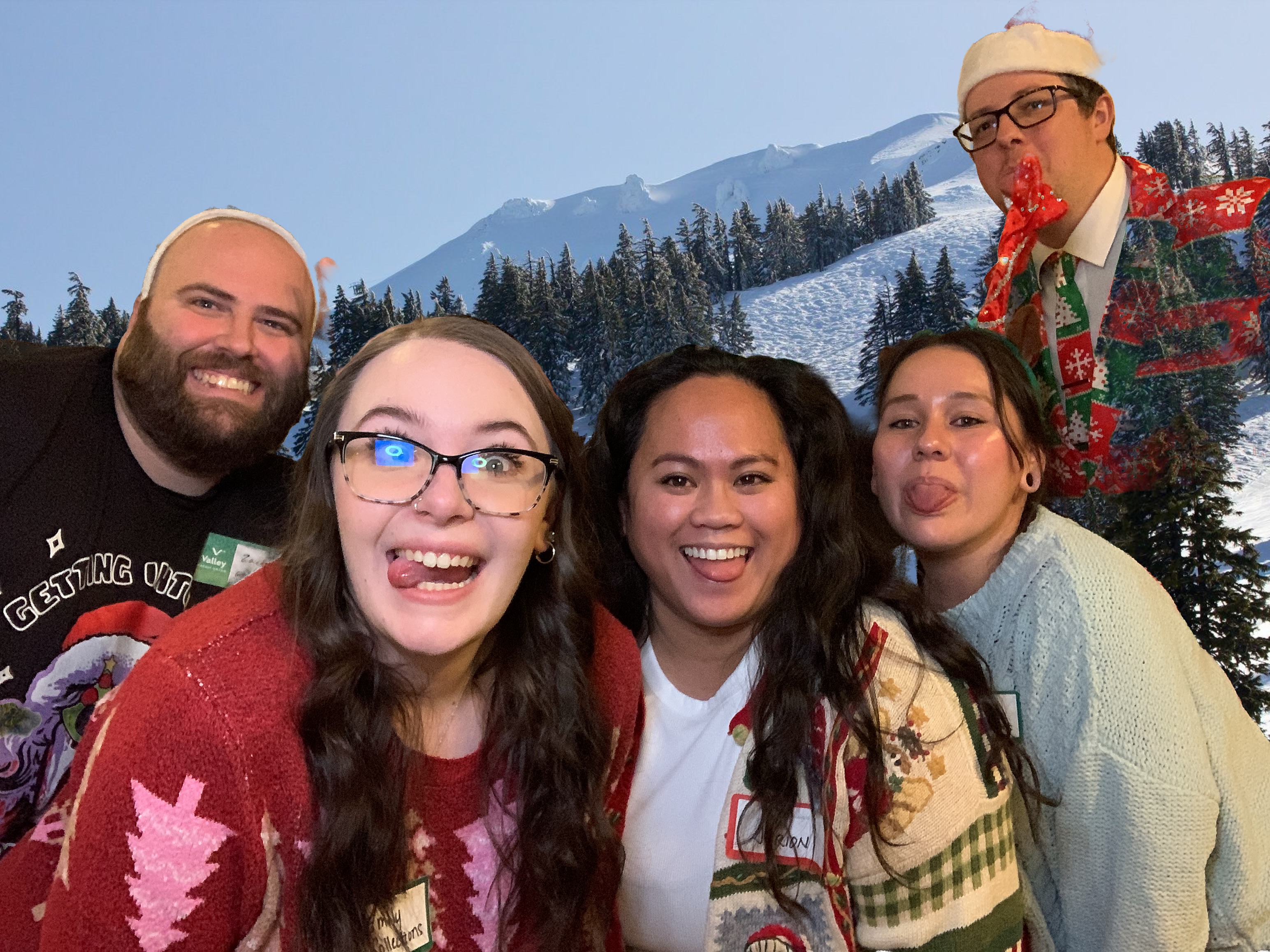 Valley Credit Union Holiday Party | View more photos from the event at gallery.photoboothbillings.com/u/PhotoBoothBillings/Valley-Credit-Union-Holiday-Party