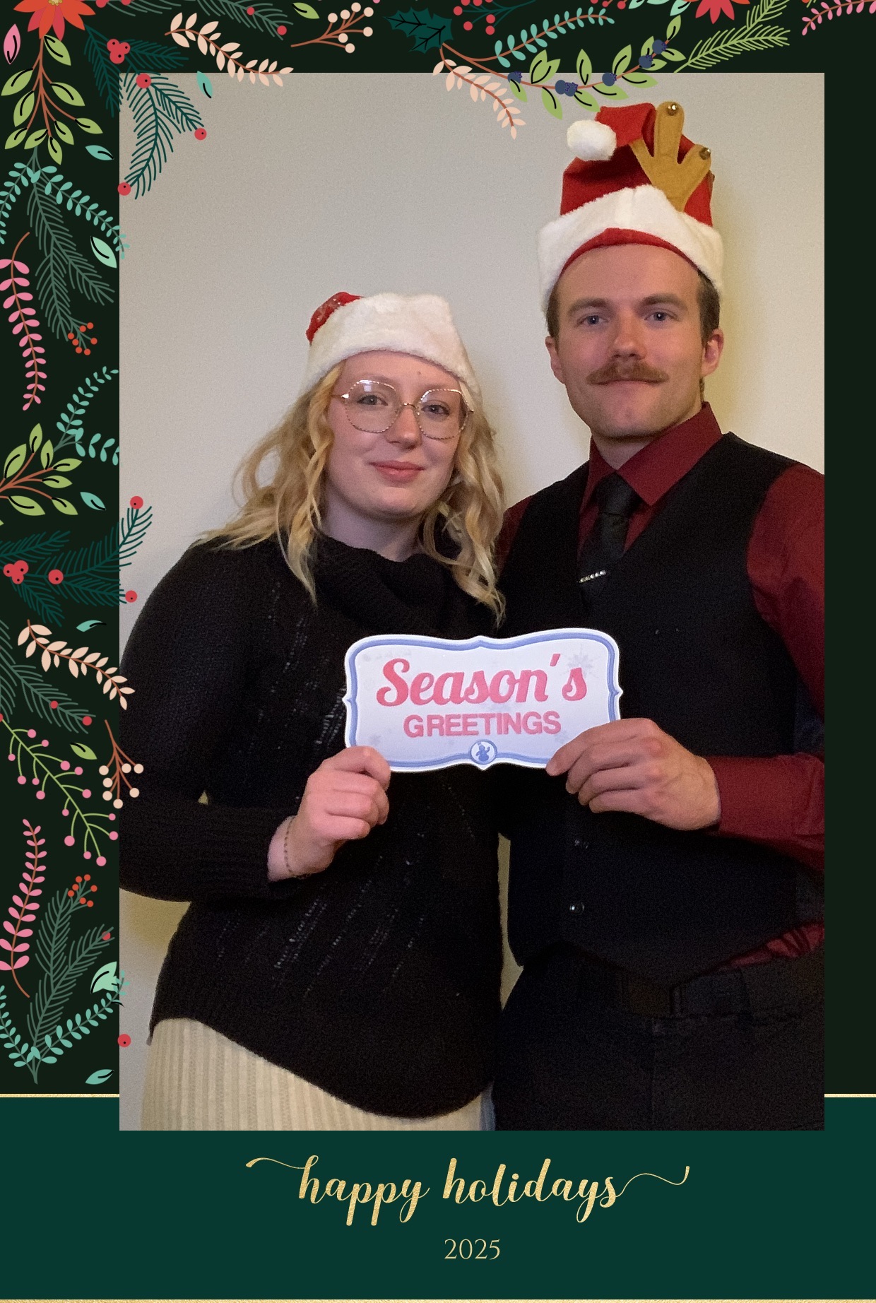 Valley Credit Union Holiday Party | View more photos from the event at gallery.photoboothbillings.com/u/PhotoBoothBillings/Valley-Credit-Union-Holiday-Party