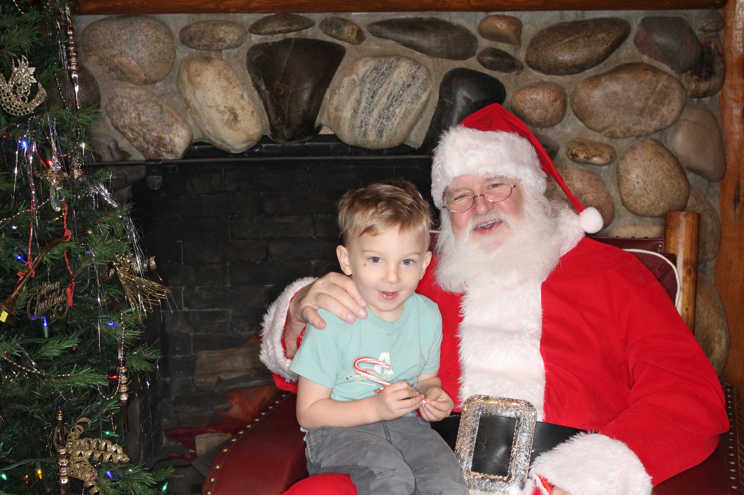 Western Heritage Center Holiday Party | View more photos from the event at gallery.photoboothbillings.com/u/PhotoBoothBillings/Western-Heritage-Center-Holiday-Party