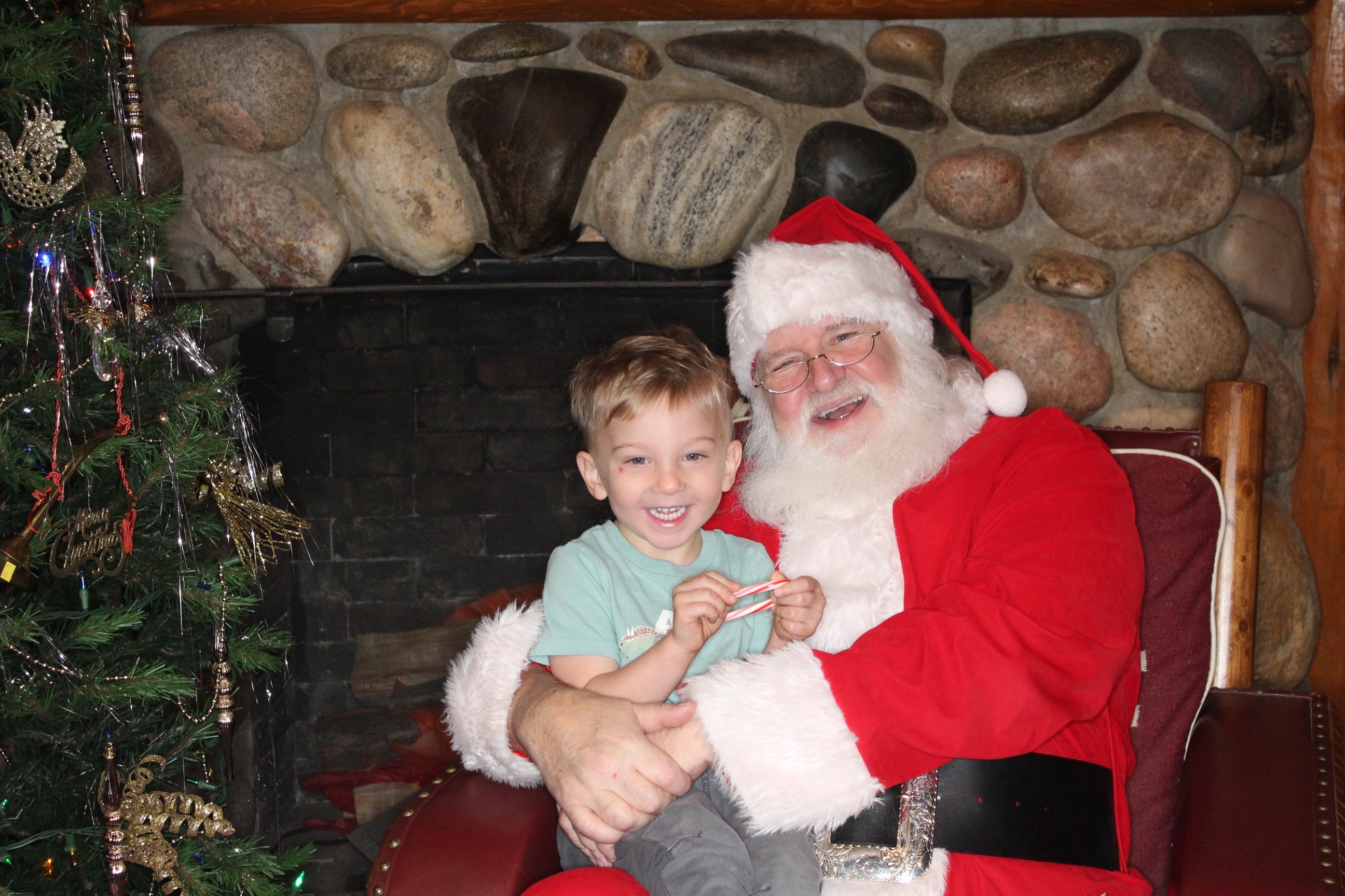 Western Heritage Center Holiday Party | View more photos from the event at gallery.photoboothbillings.com/u/PhotoBoothBillings/Western-Heritage-Center-Holiday-Party