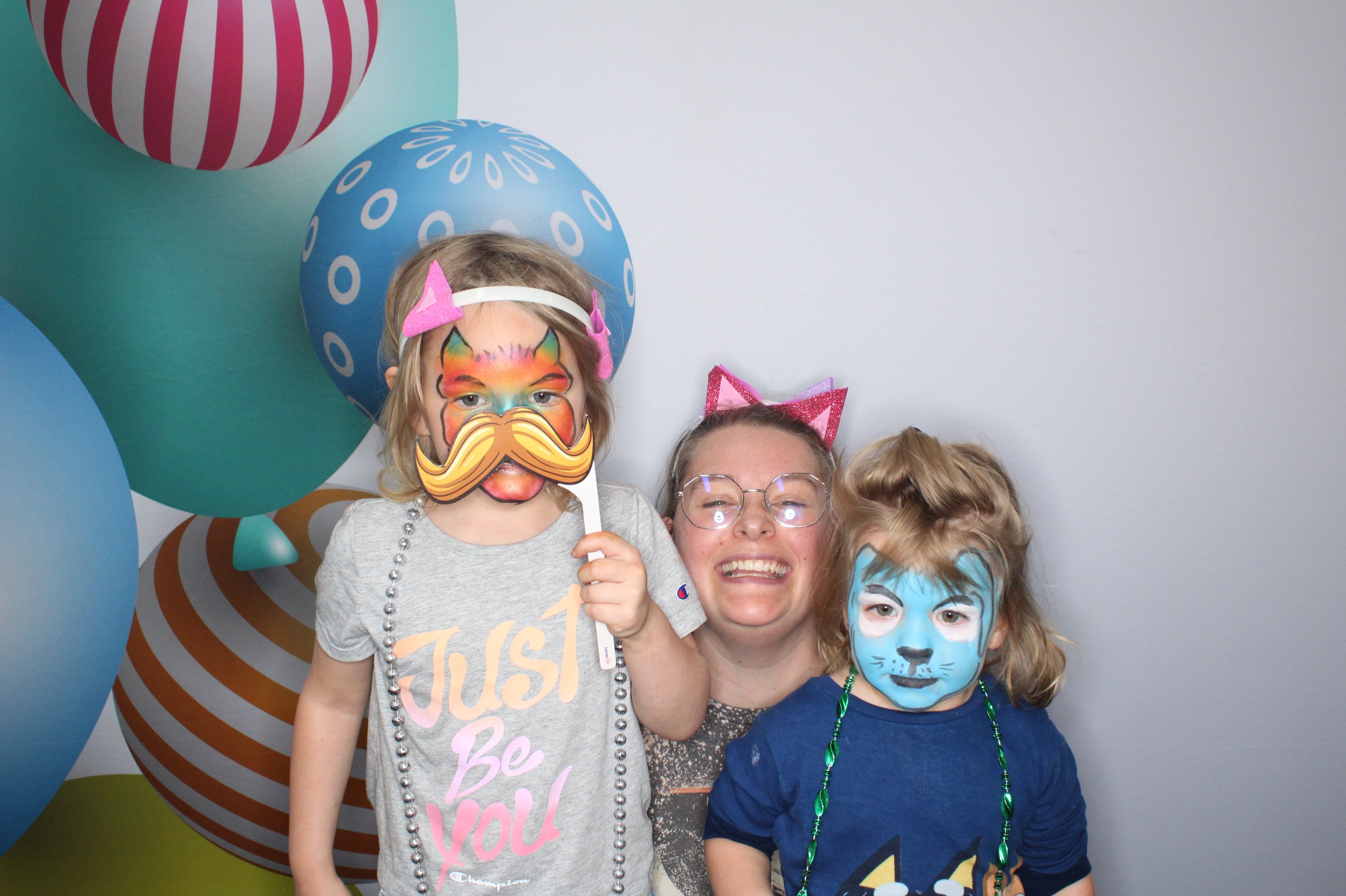 Wise Wonders Birthday | View more photos from the event at gallery.photoboothbillings.com/u/PhotoBoothBillings/Wise-Wonders-Birthday