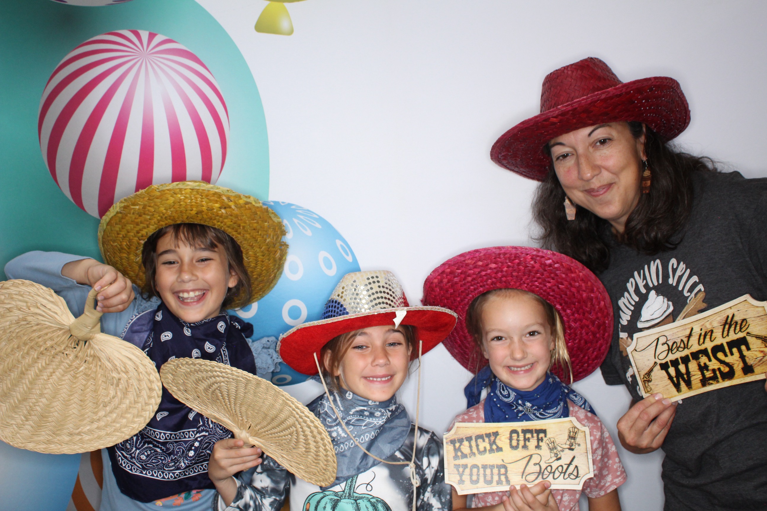 Wise Wonders Birthday | View more photos from the event at gallery.photoboothbillings.com/u/PhotoBoothBillings/Wise-Wonders-Birthday