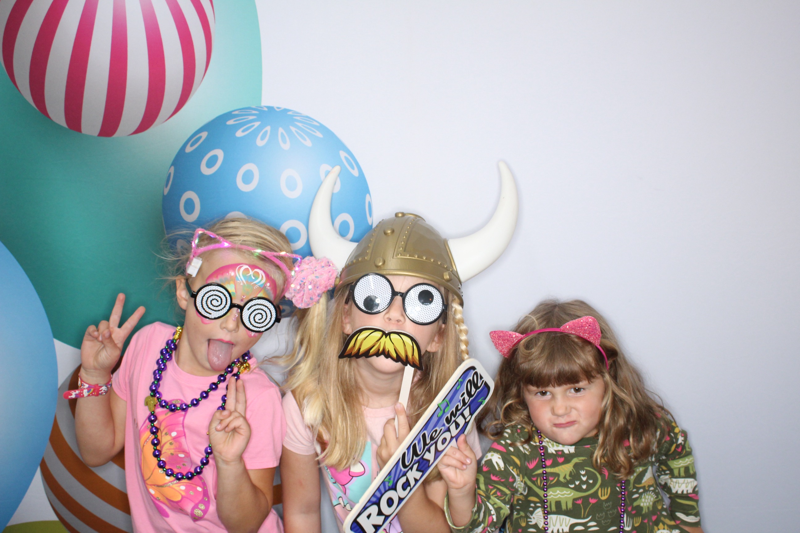 Wise Wonders Birthday | View more photos from the event at gallery.photoboothbillings.com/u/PhotoBoothBillings/Wise-Wonders-Birthday