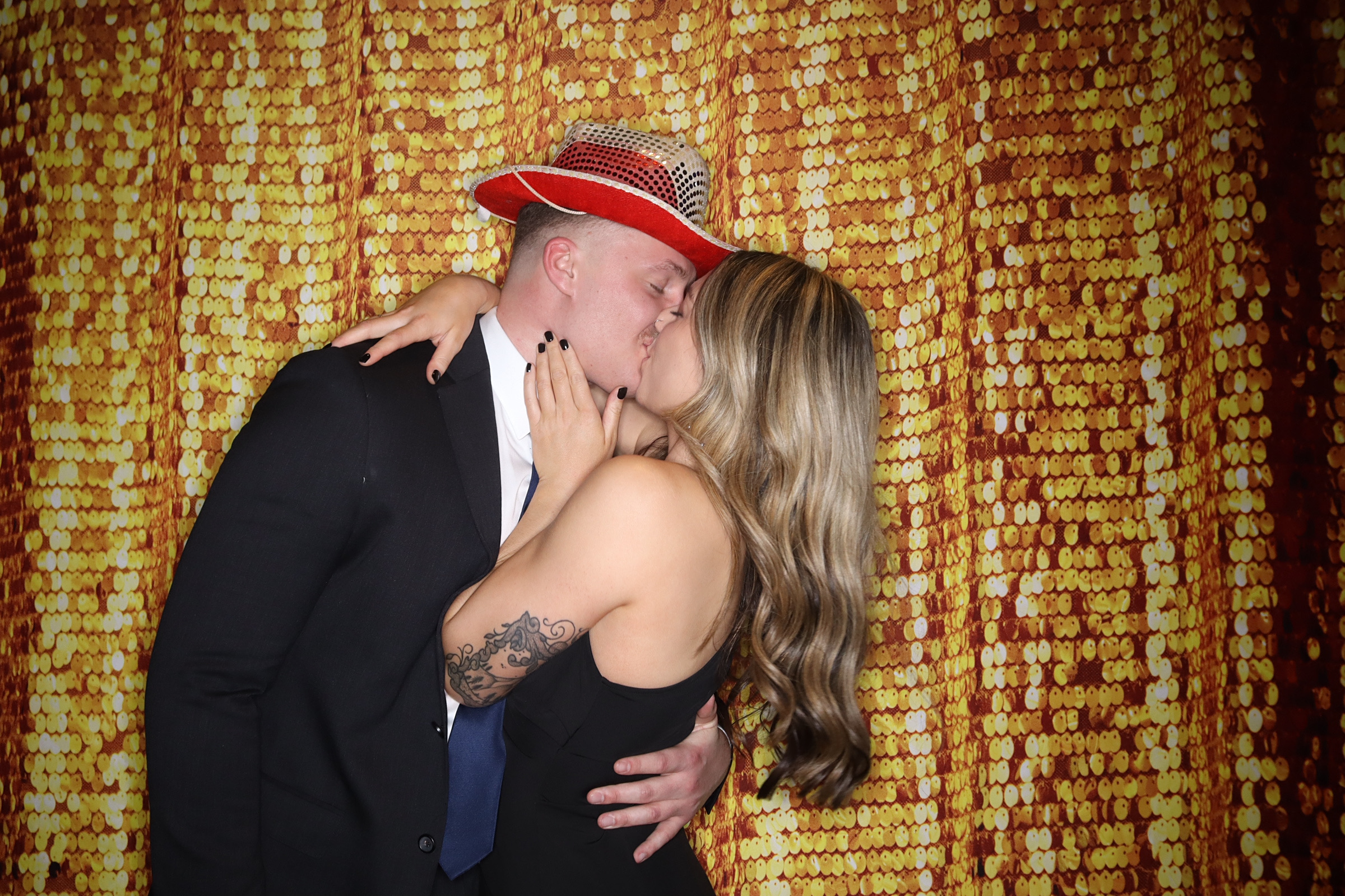 Cop Prom | View more photos from the event at gallery.photoboothbillings.com/u/PhotoBoothBillings/Cop-Prom