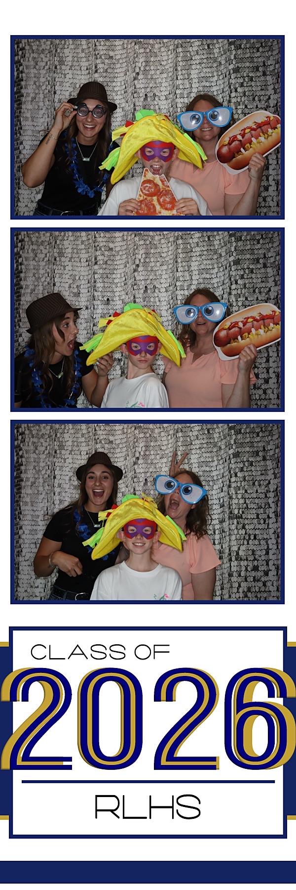Graduation Party | View more photos from the event at gallery.photoboothbillings.com/u/PhotoBoothBillings/Graduation-Party-0