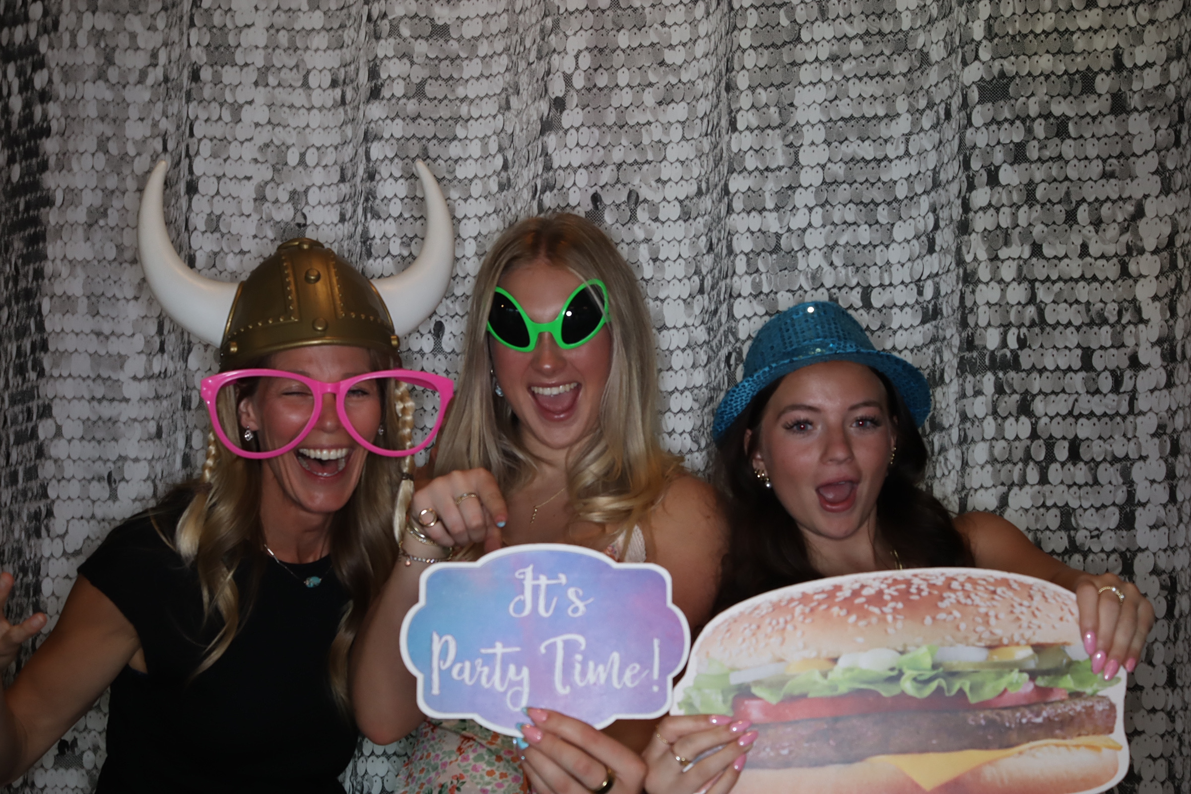 Graduation Party | View more photos from the event at gallery.photoboothbillings.com/u/PhotoBoothBillings/Graduation-Party-0