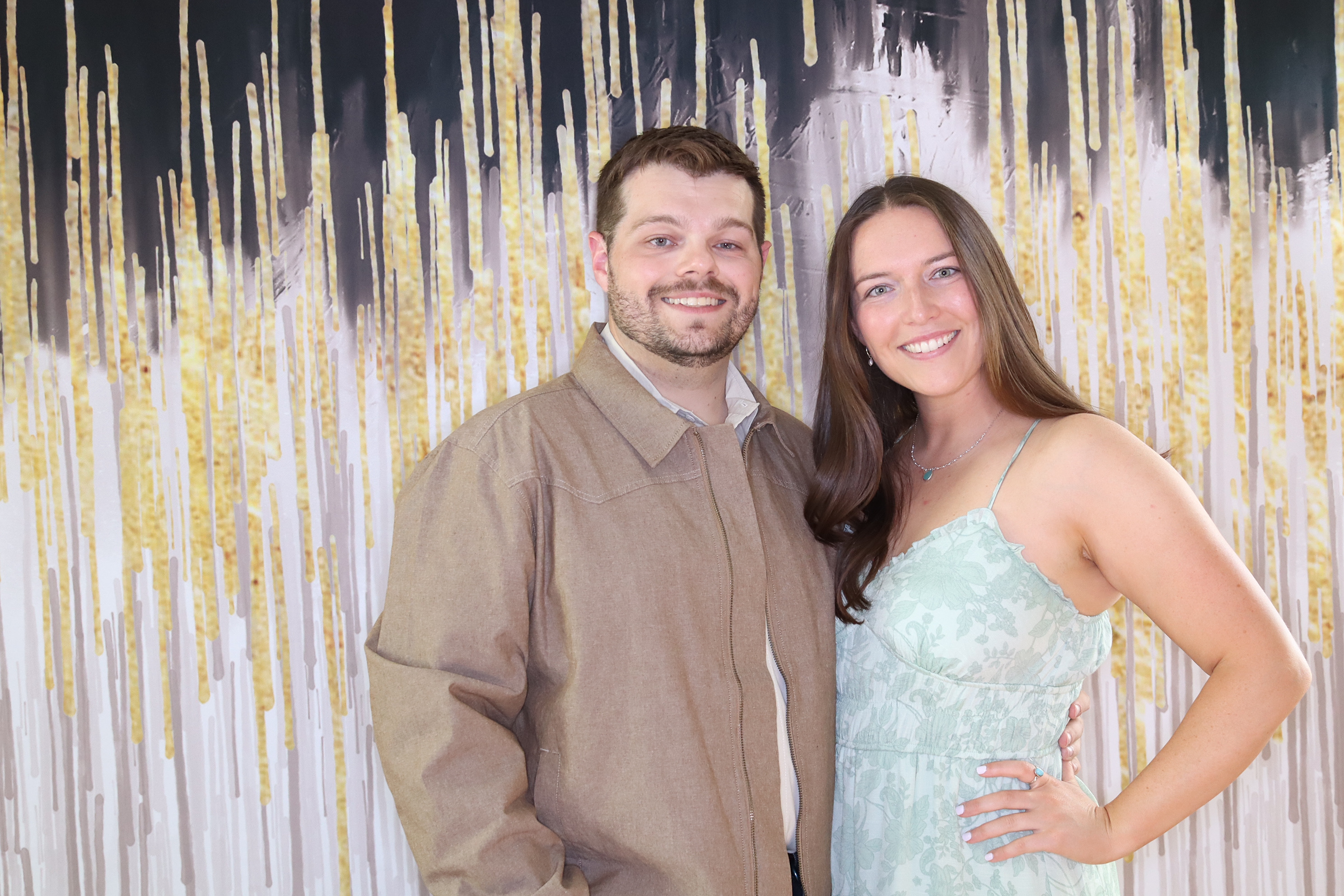 Sam and Shasta | View more photos from the event at gallery.photoboothbillings.com/u/PhotoBoothBillings/Sam-and-Shasta