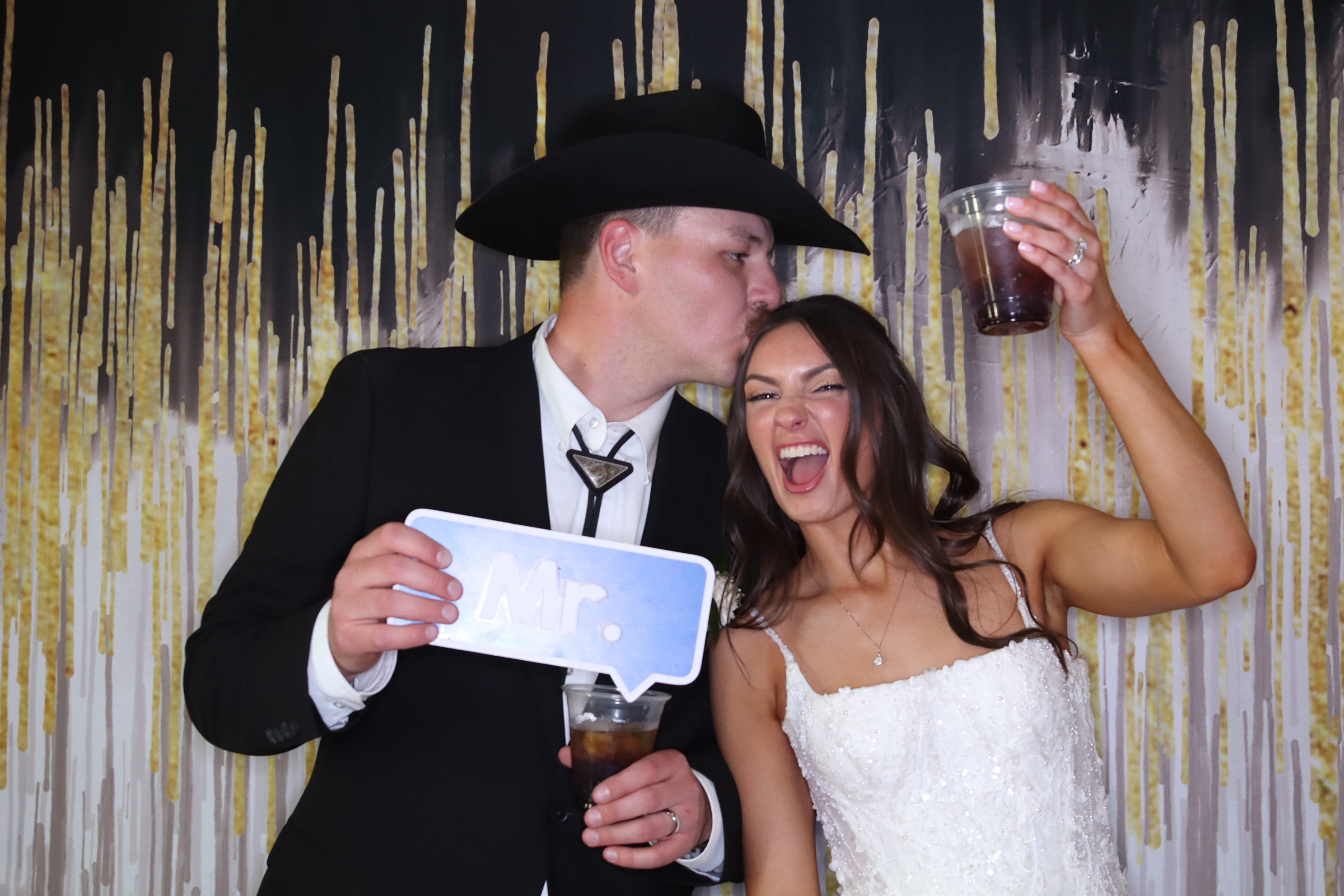 Sam and Shasta | View more photos from the event at gallery.photoboothbillings.com/u/PhotoBoothBillings/Sam-and-Shasta