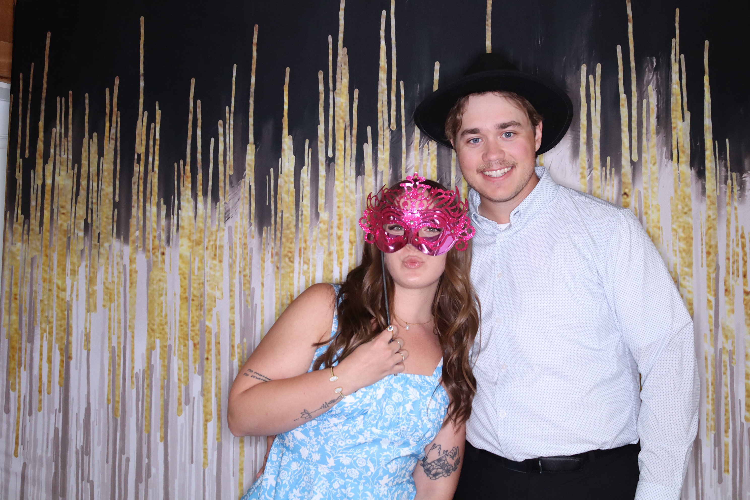 Sam and Shasta | View more photos from the event at gallery.photoboothbillings.com/u/PhotoBoothBillings/Sam-and-Shasta