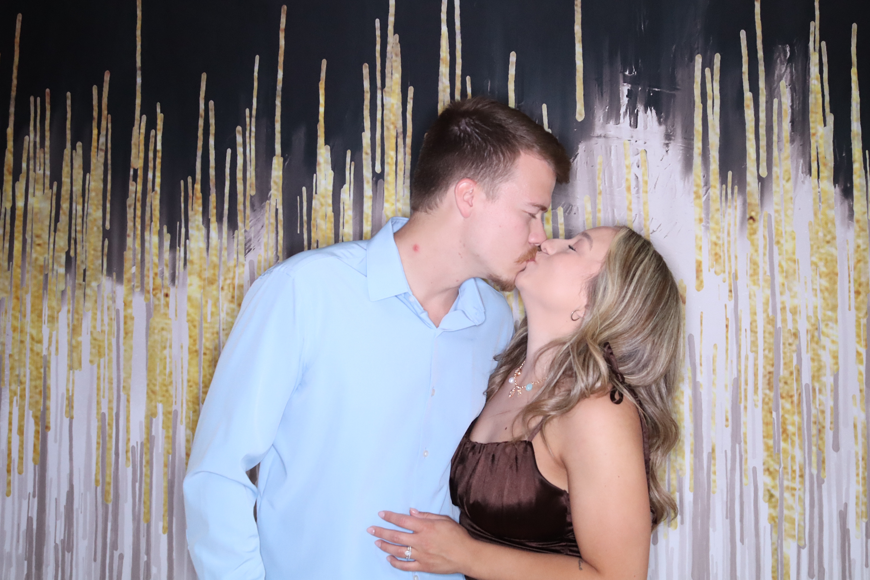 Sam and Shasta | View more photos from the event at gallery.photoboothbillings.com/u/PhotoBoothBillings/Sam-and-Shasta