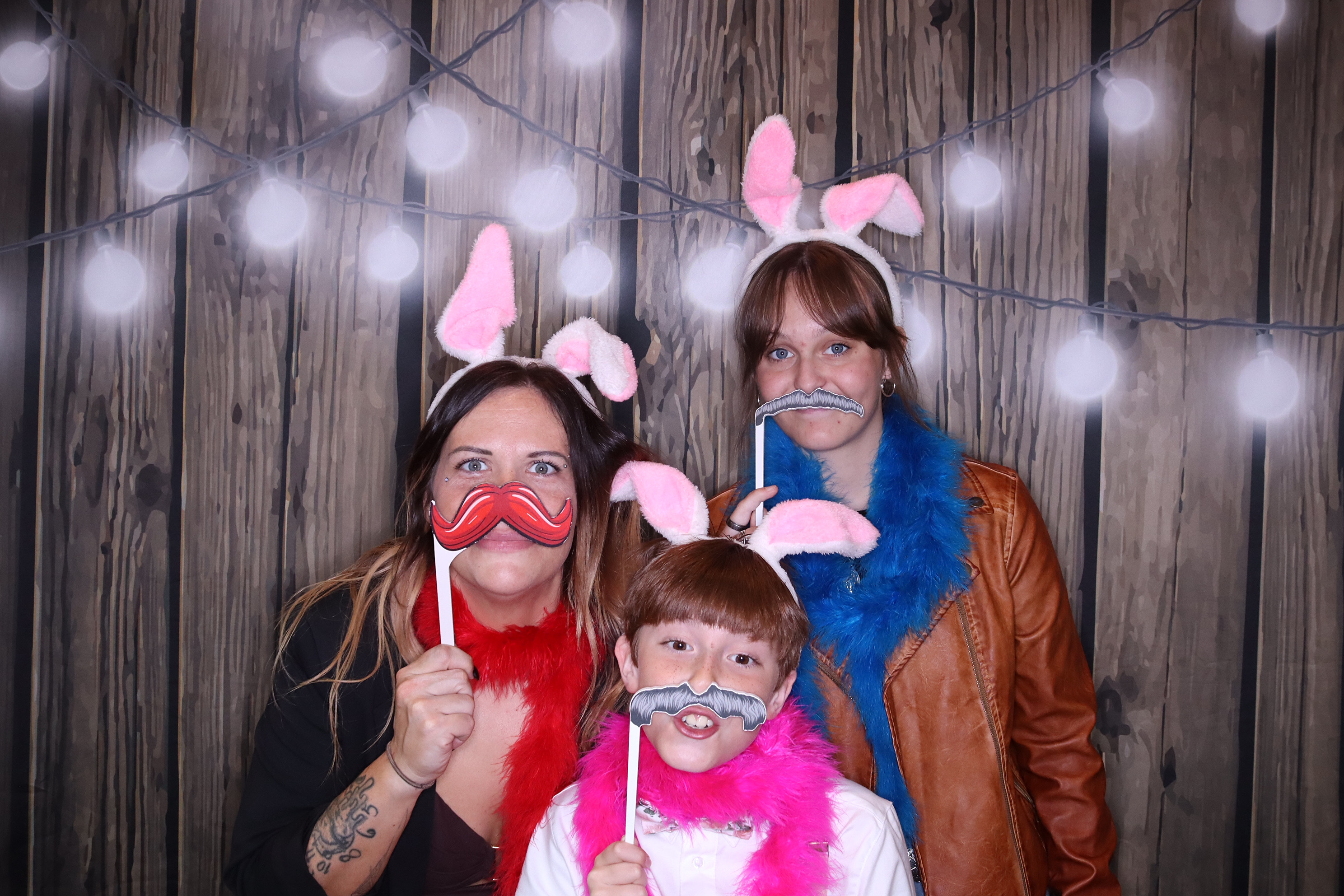 The Schuster Wedding | View more photos from the event at gallery.photoboothbillings.com/u/PhotoBoothBillings/The-Schuster-Wedding
