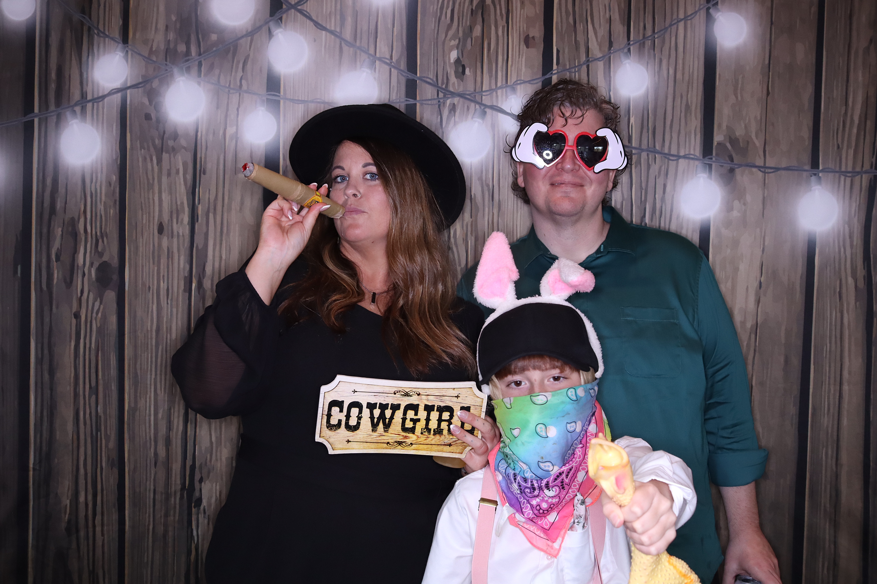 The Schuster Wedding | View more photos from the event at gallery.photoboothbillings.com/u/PhotoBoothBillings/The-Schuster-Wedding